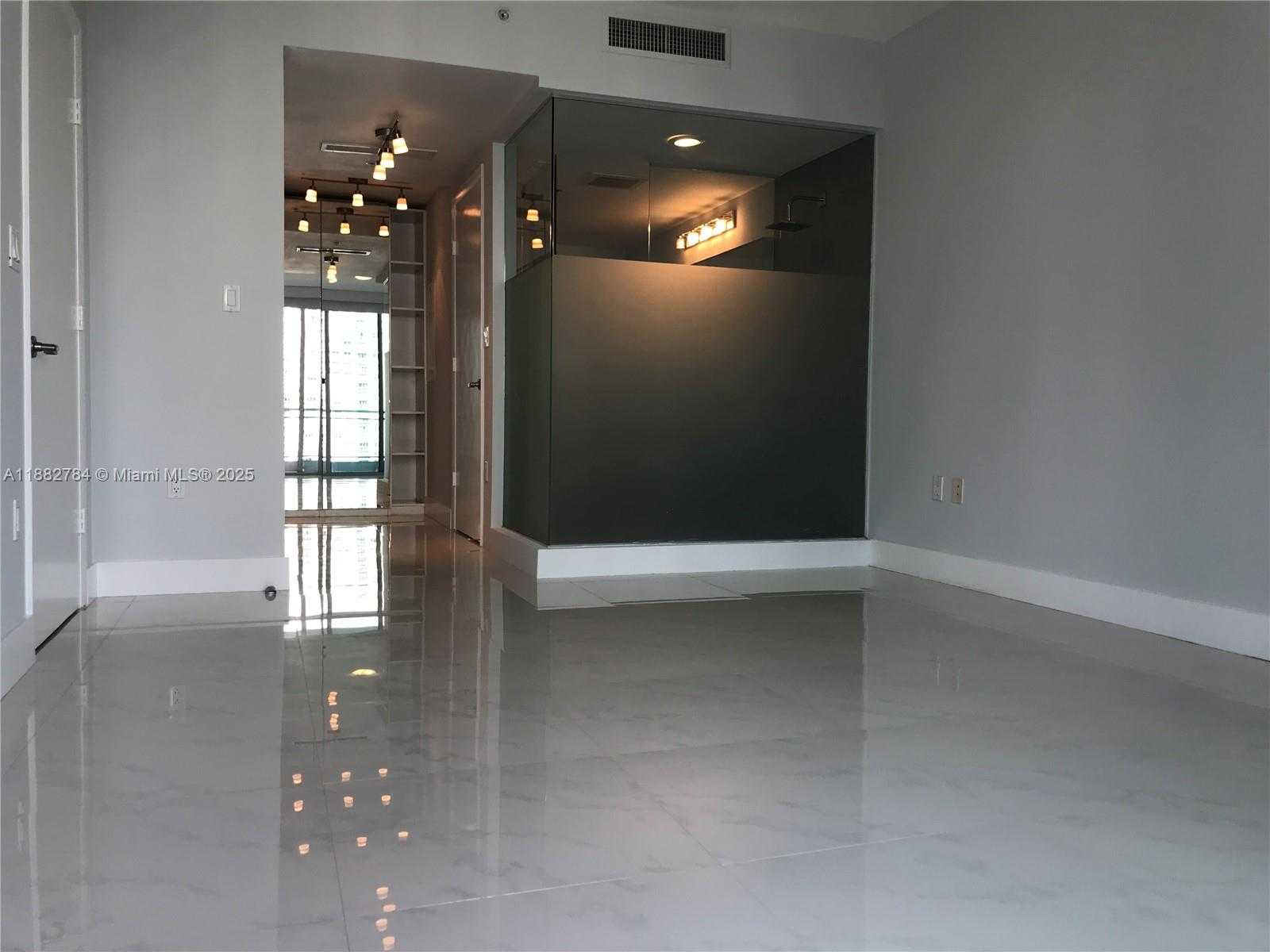 Small Image of 92 SOUTH WEST 3RD ST #2512, Miami Number 21