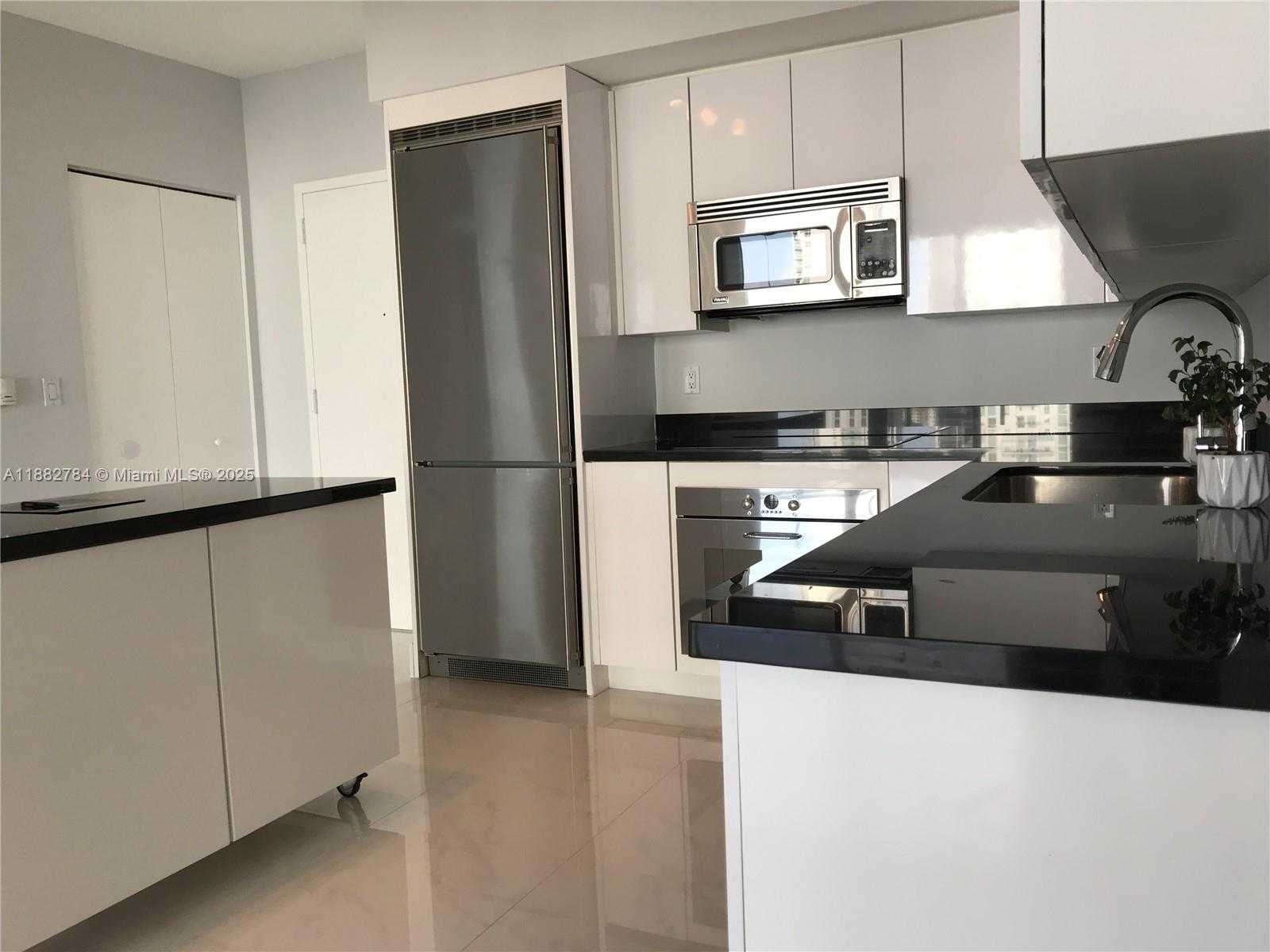 Small Image of 92 SOUTH WEST 3RD ST #2512, Miami Number 24