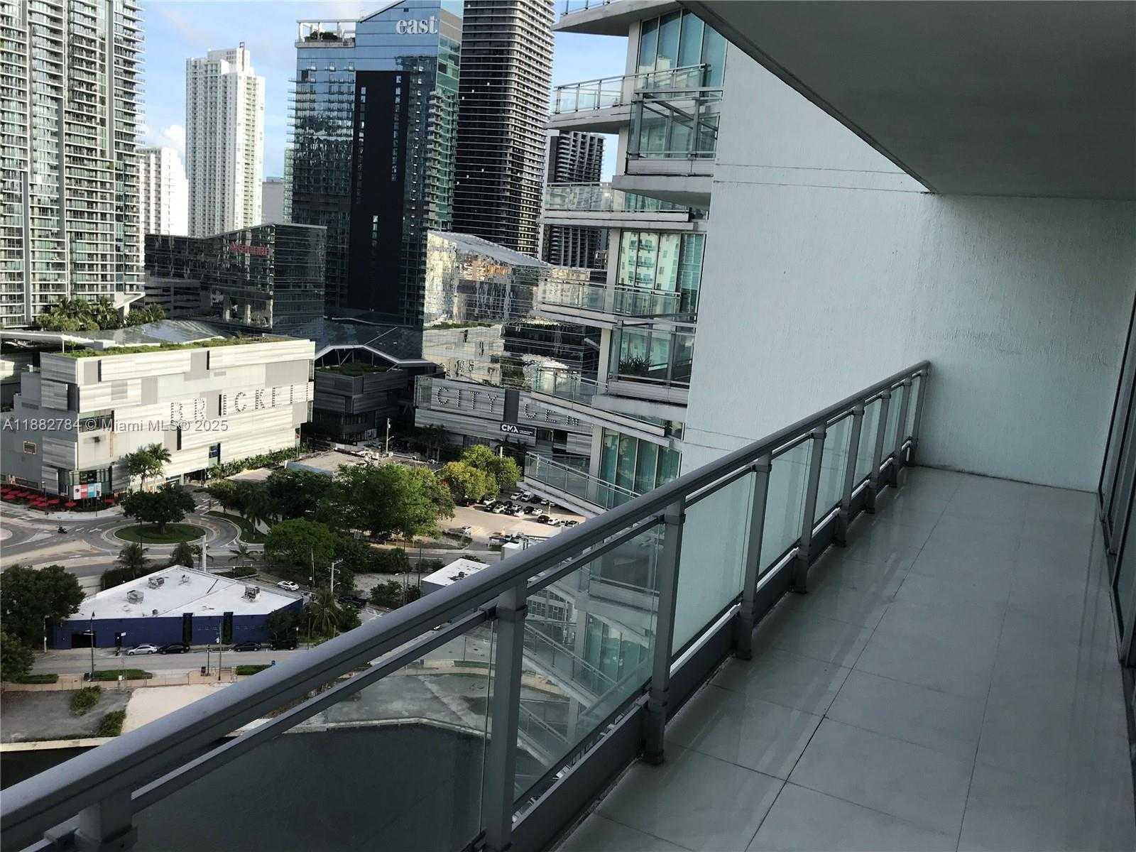 Small Image of 92 SOUTH WEST 3RD ST #2512, Miami Number 6