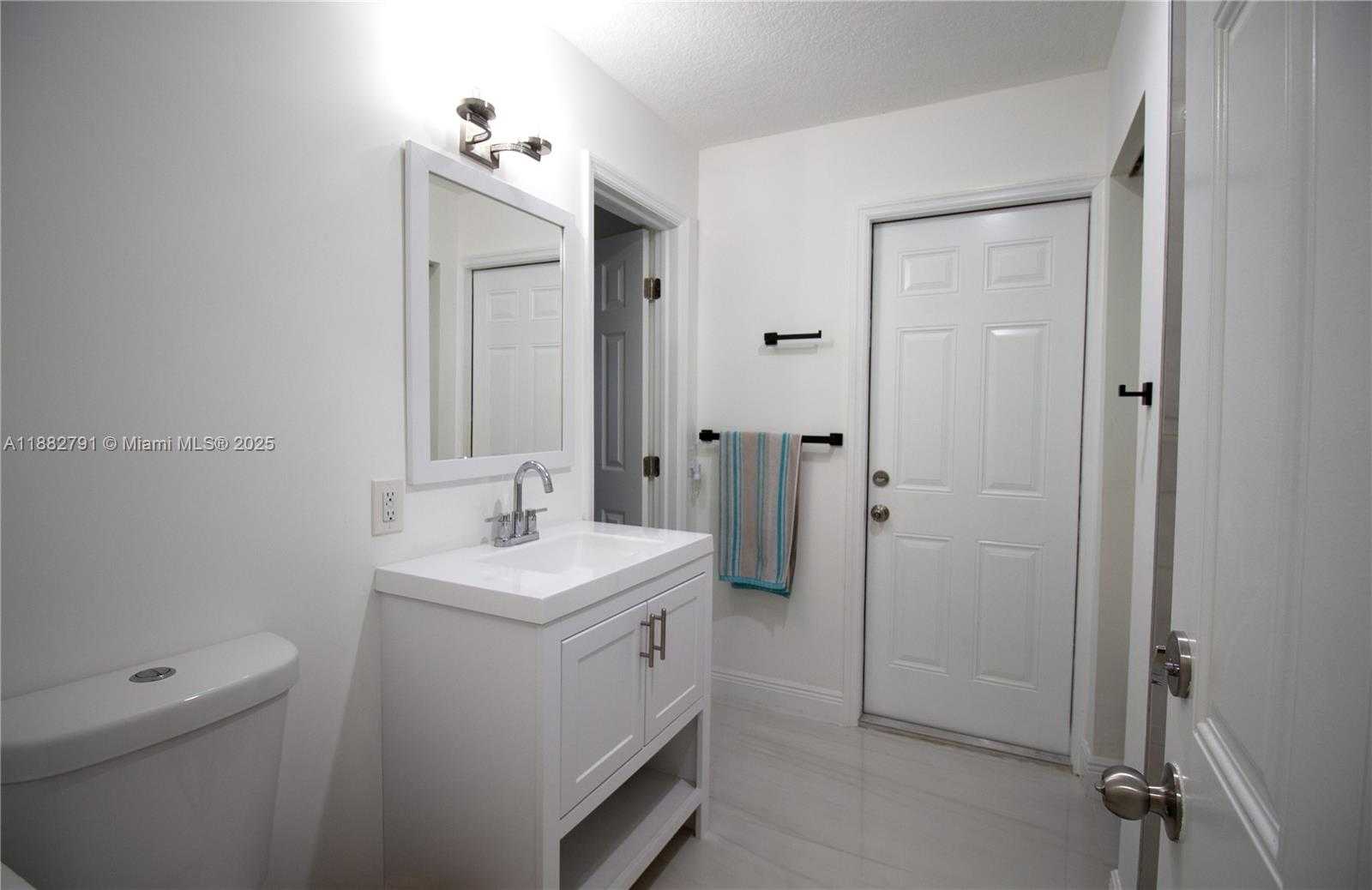 Small Image of 2024 NORTH WEST 86TH TER, Coral Springs Number 11
