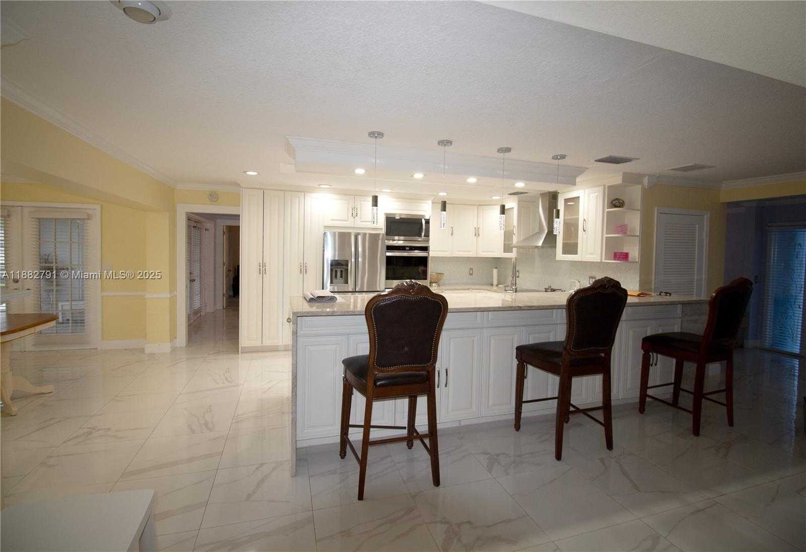 Small Image of 2024 NORTH WEST 86TH TER, Coral Springs Number 4