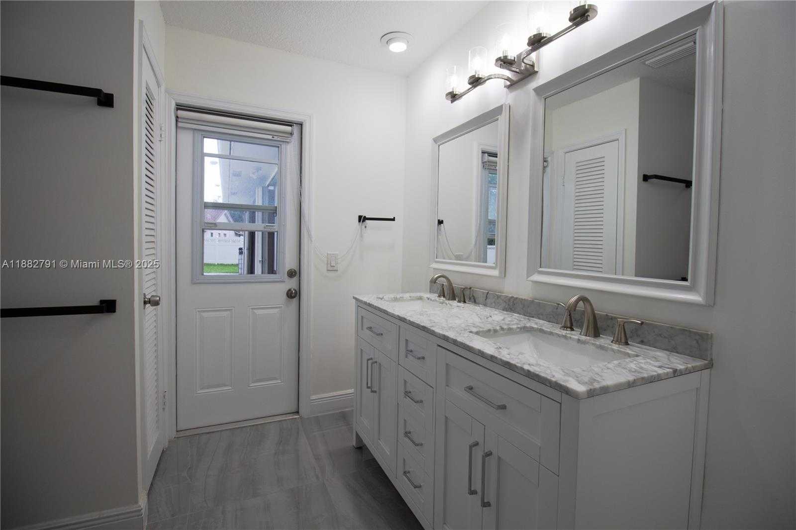 Small Image of 2024 NORTH WEST 86TH TER, Coral Springs Number 9