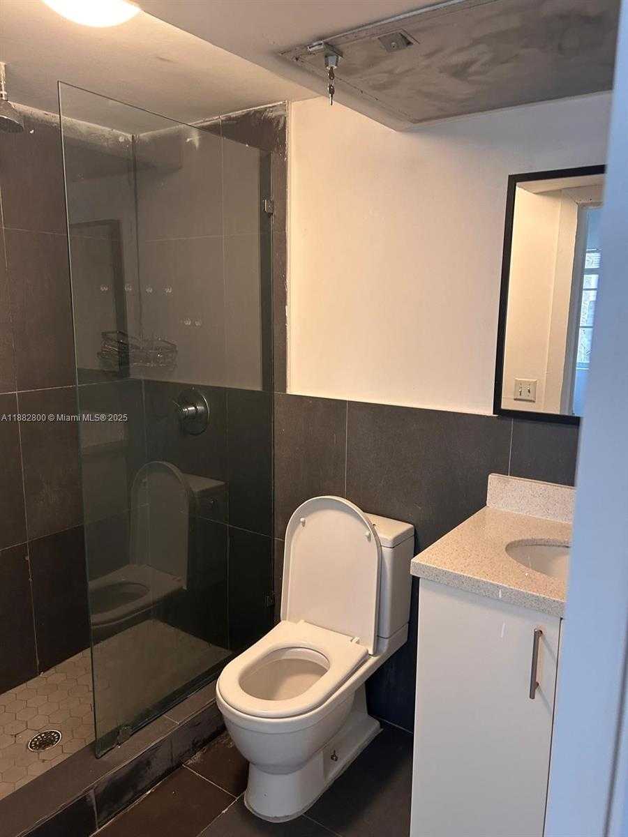 Small Image of 1600 EUCLID AVE #105, Miami Beach Number 6
