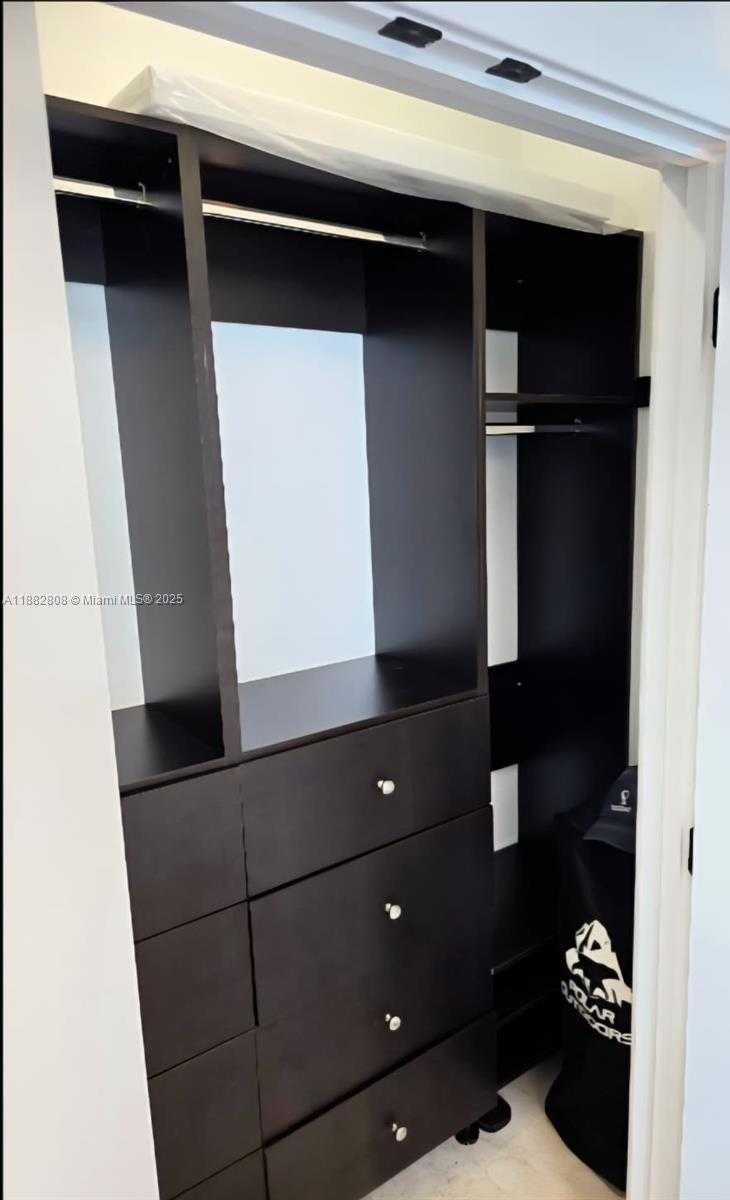 Small Image of 6799 COLLINS AVE #311, Miami Beach Number 14