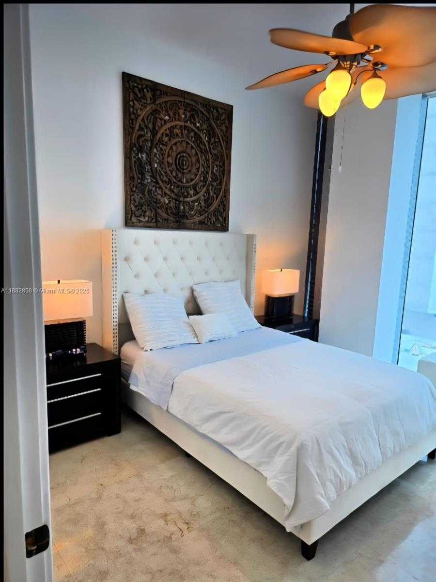 Small Image of 6799 COLLINS AVE #311, Miami Beach Number 17