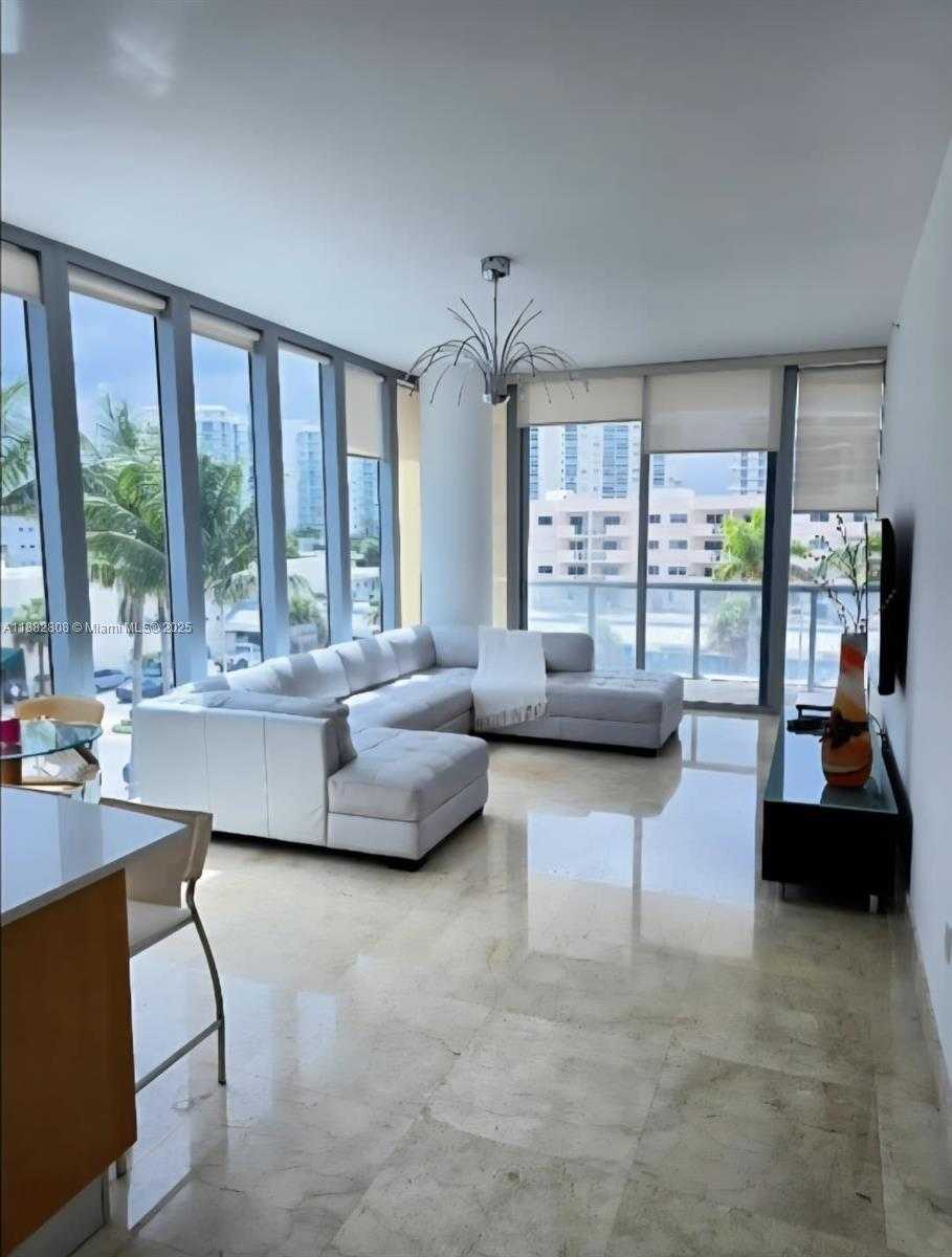 Small Image of 6799 COLLINS AVE #311, Miami Beach Number 5