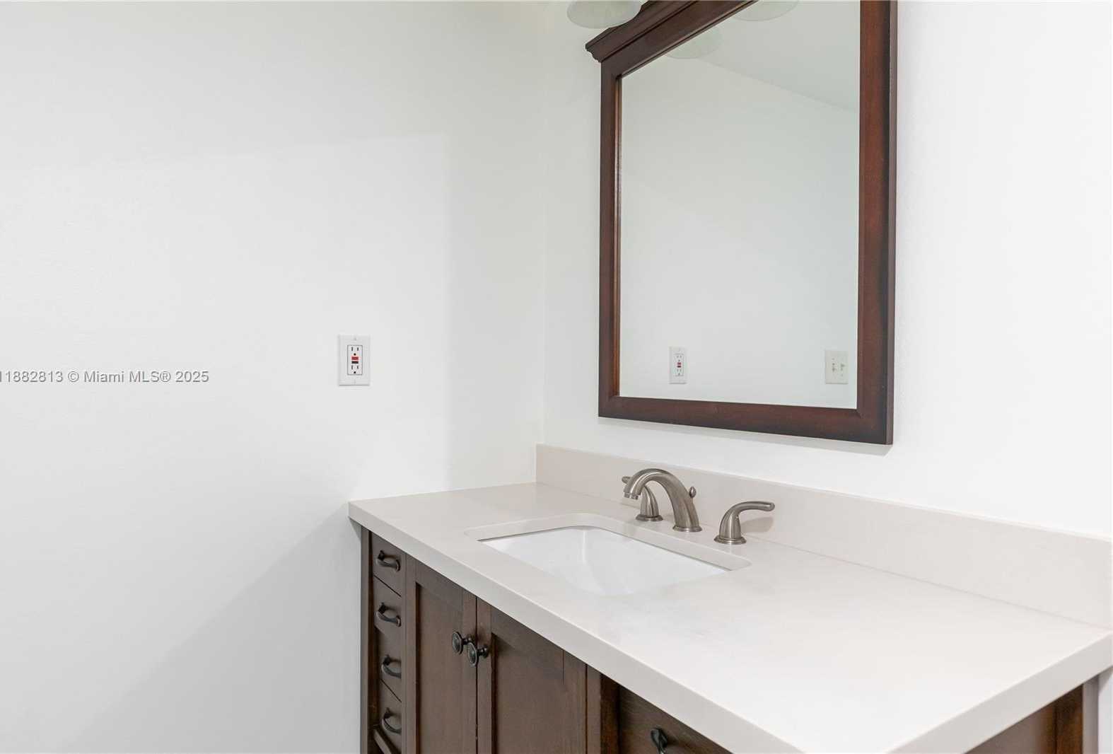 Small Image of 19380 COLLINS AVE #911, Sunny Isles Beach Number 18