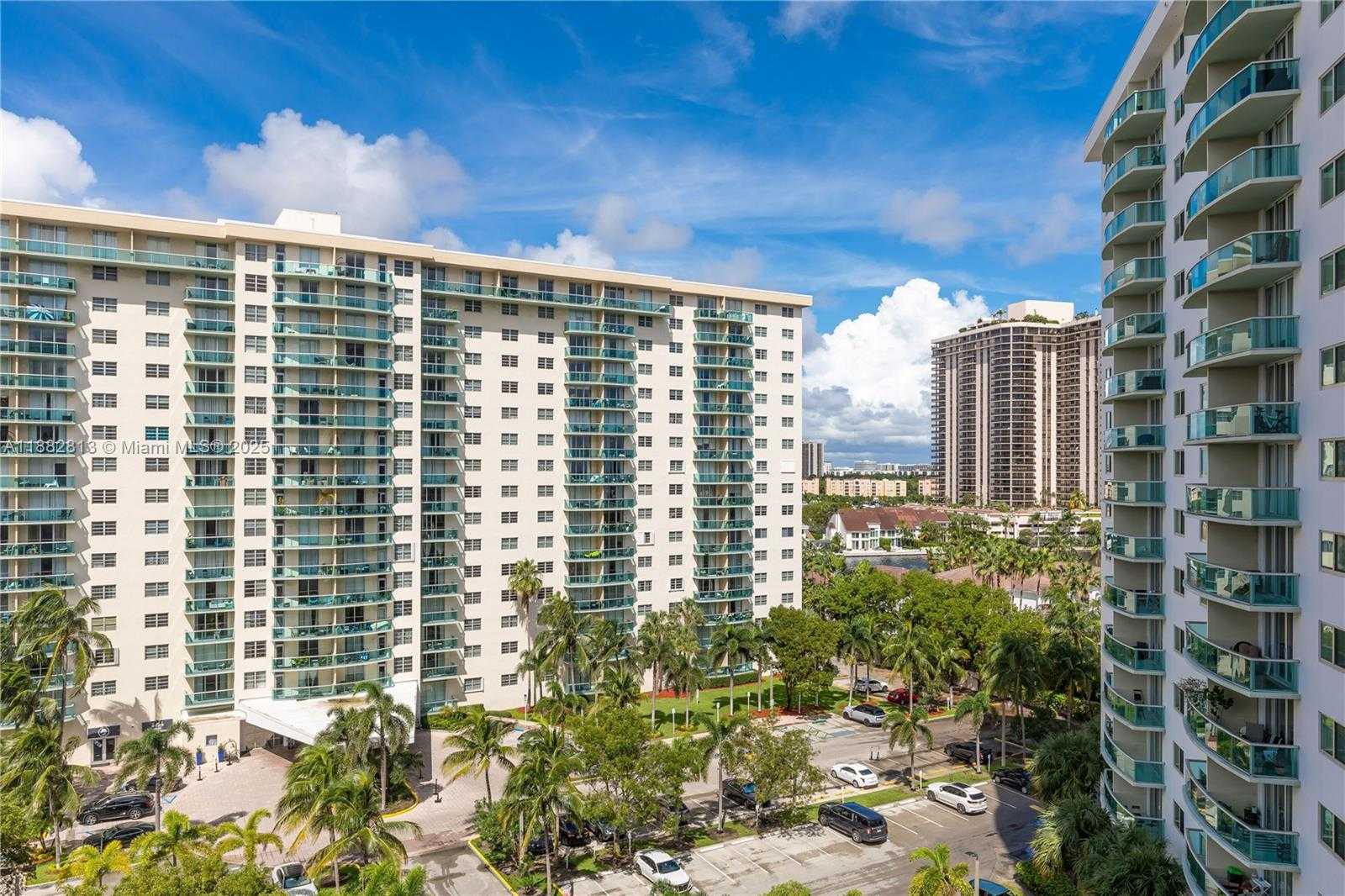 Small Image of 19380 COLLINS AVE #911, Sunny Isles Beach Number 24