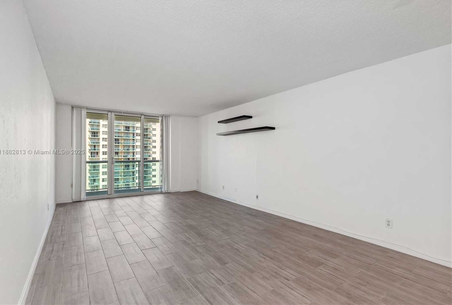 Small Image of 19380 COLLINS AVE #911, Sunny Isles Beach Number 9