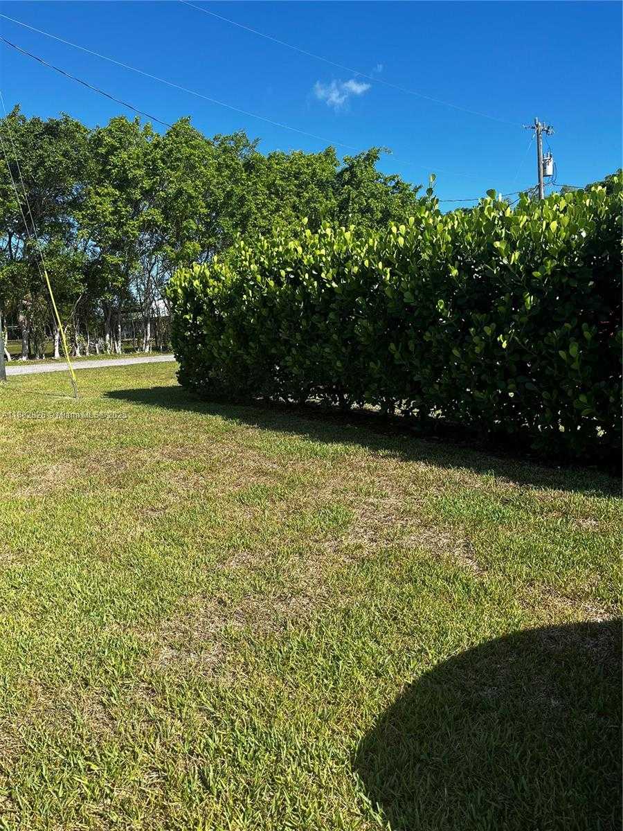 Small Image of 16195 SOUTH WEST 172ND ST, Miami Number 3