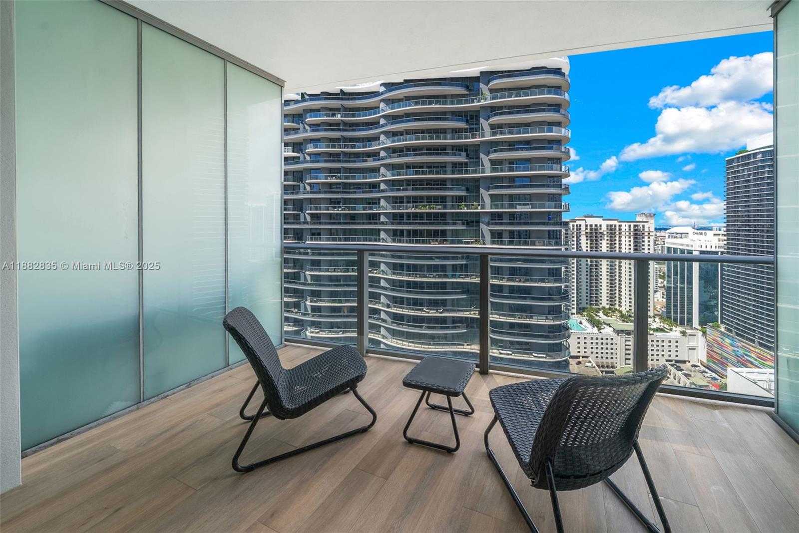 Small Image of 1010 BRICKELL AVE #3610, Miami Number 6