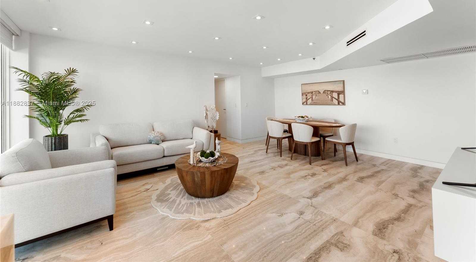 Small Image of 5900 COLLINS AVE #604, Miami Beach Number 14