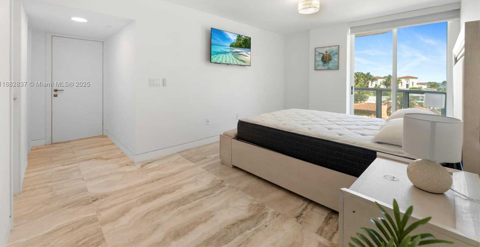 Small Image of 5900 COLLINS AVE #604, Miami Beach Number 22