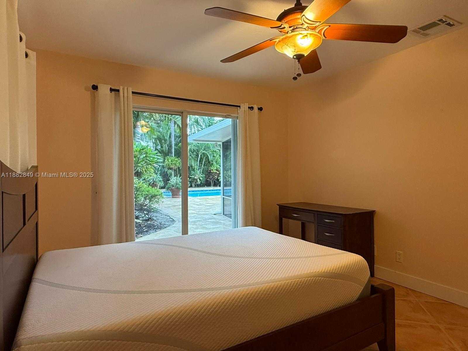 Small Image of 1728 NORTH EAST 39TH ST #NA, Oakland Park Number 23