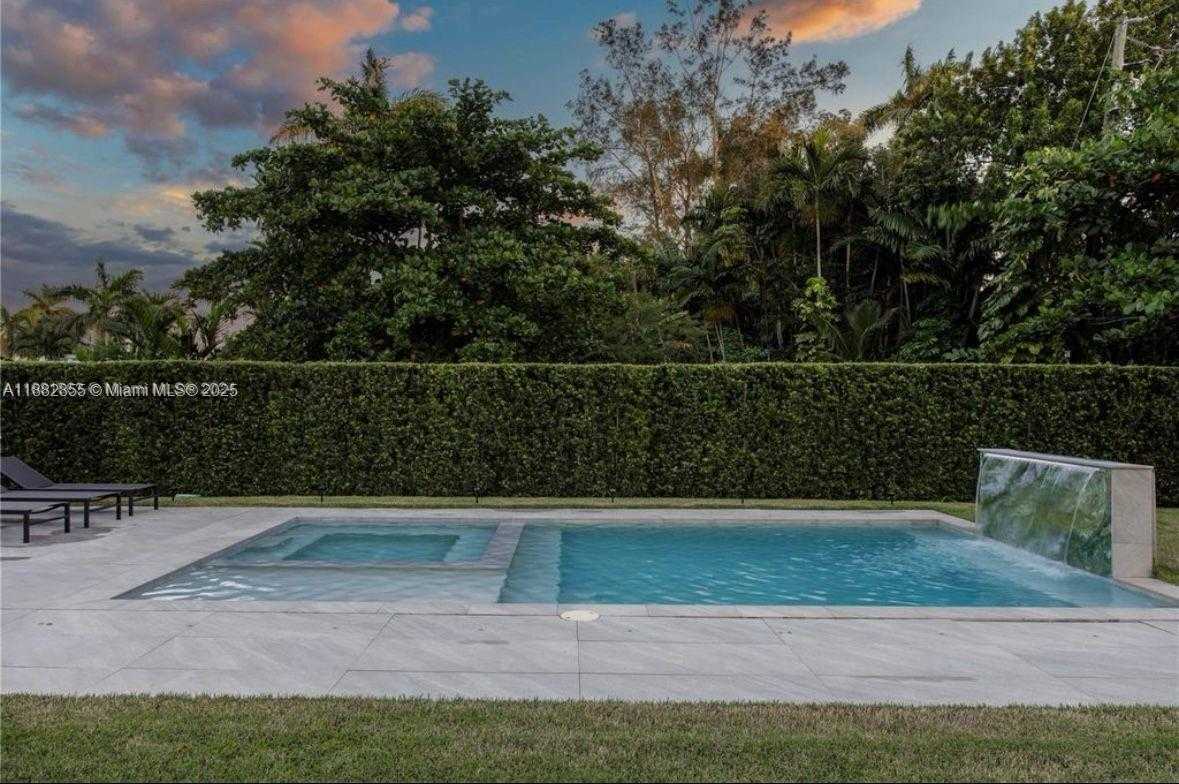 Small Image of 284 NORTH EAST 116TH ST, Miami Number 17