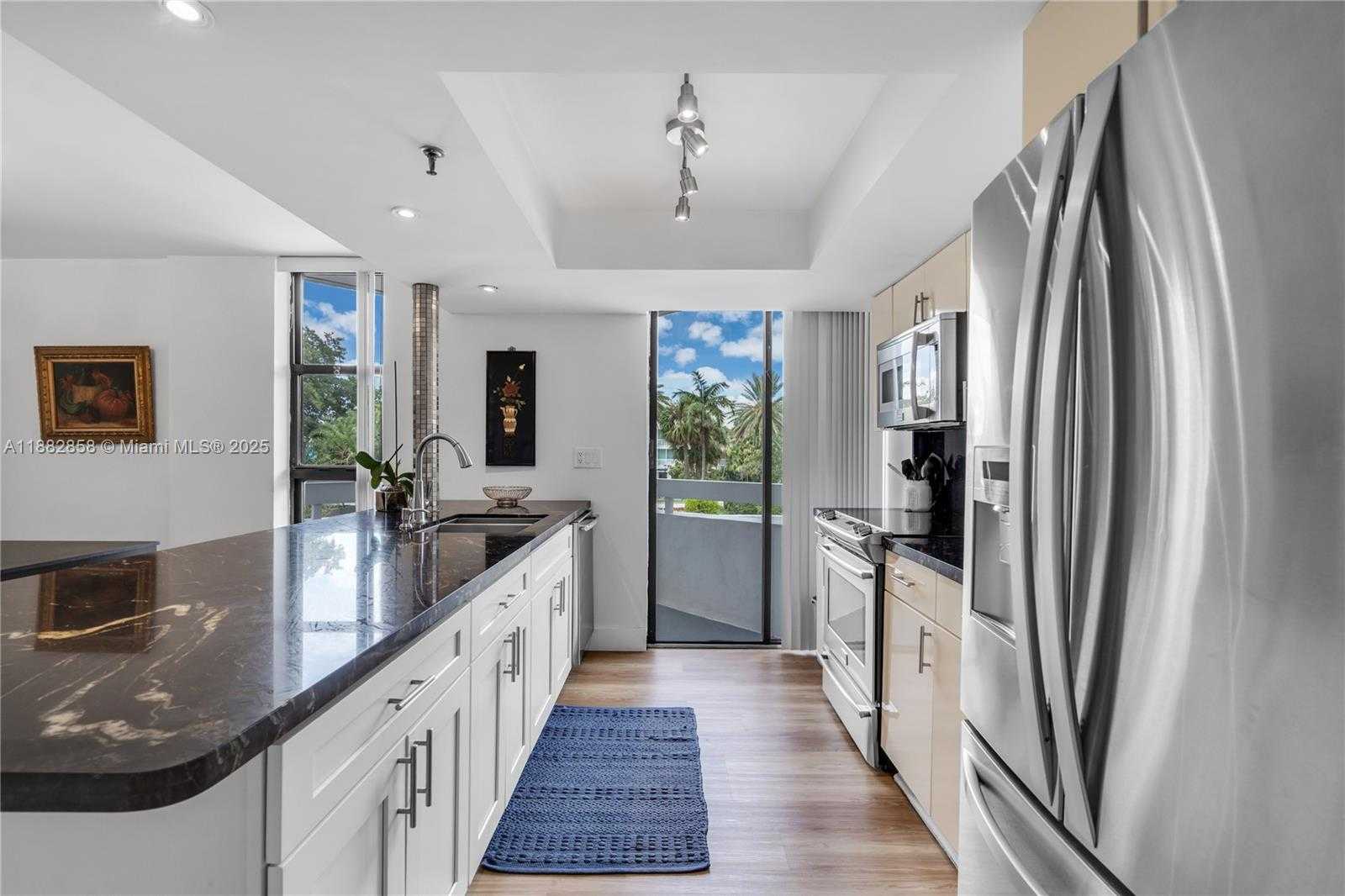 Small Image of 2501 BRICKELL AV #201, Miami Number 2