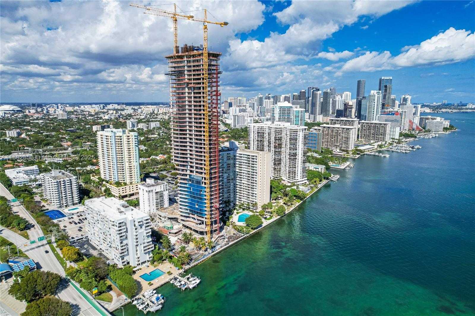 Small Image of 2501 BRICKELL AV #201, Miami Number 21