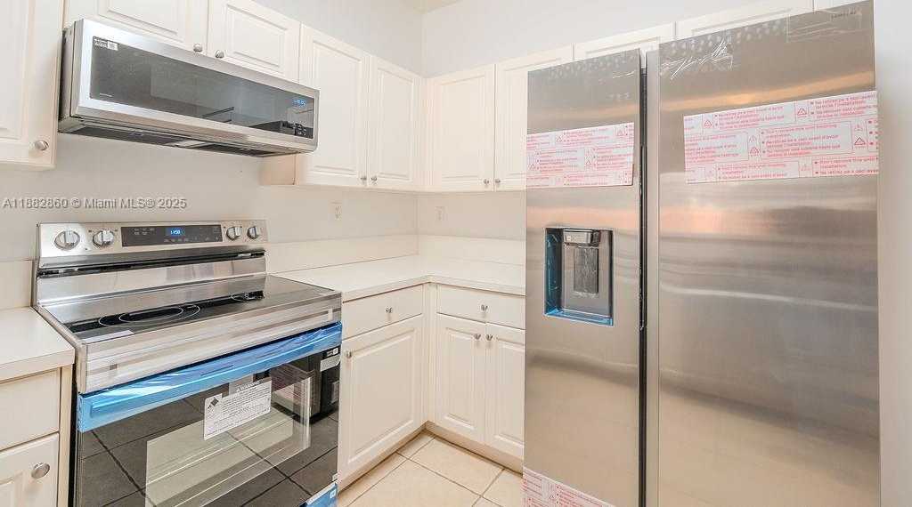 Small Image of 8117 NORTH WEST 199TH TER, Hialeah Number 8