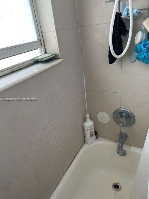 Small Image of 500 14TH ST #106, Miami Beach Number 8
