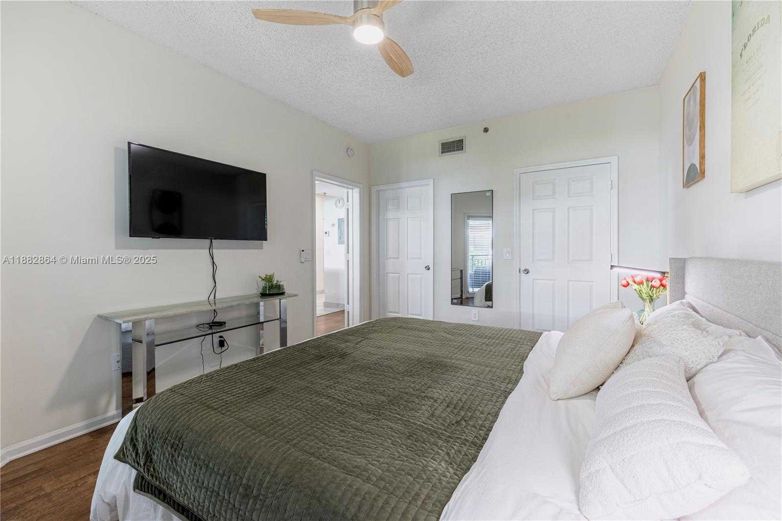 Small Image of 3255 NORTH EAST 184TH ST #12217, Aventura Number 31