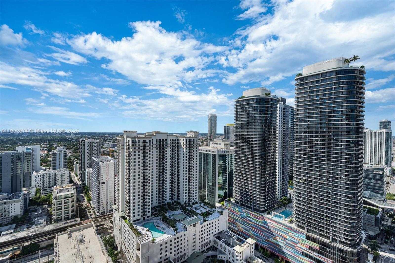 Small Image of 1000 BRICKELL PLZ #3811, Miami Number 11