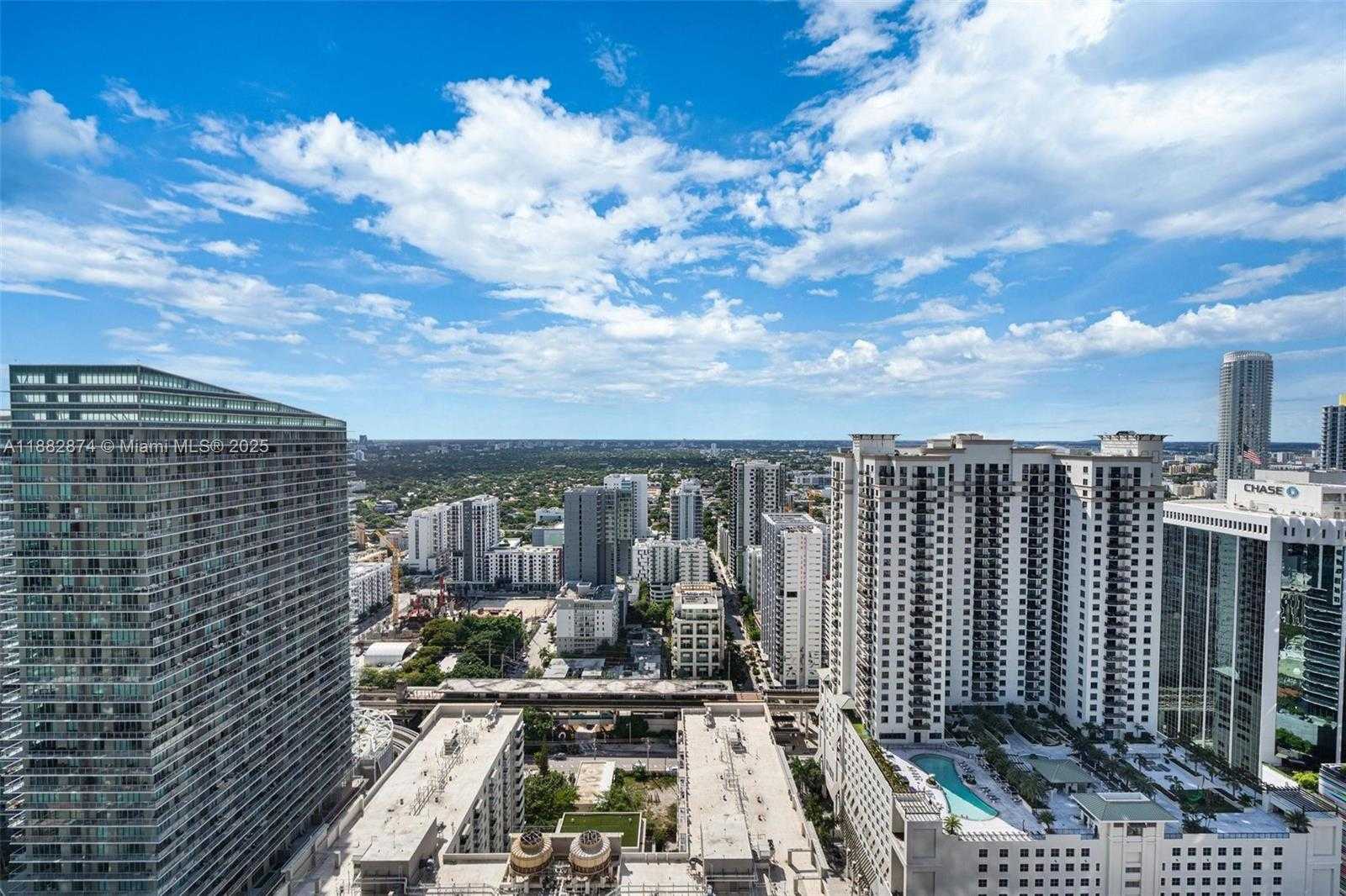 Small Image of 1000 BRICKELL PLZ #3811, Miami Number 12