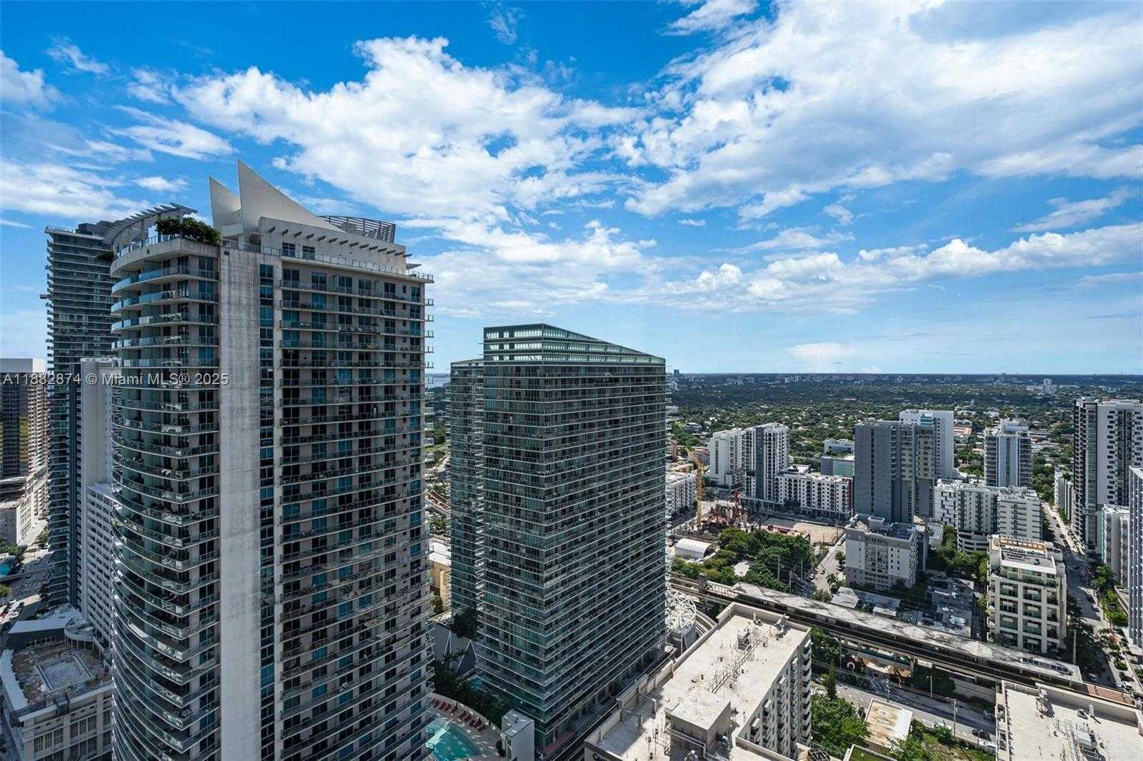 Small Image of 1000 BRICKELL PLZ #3811, Miami Number 13