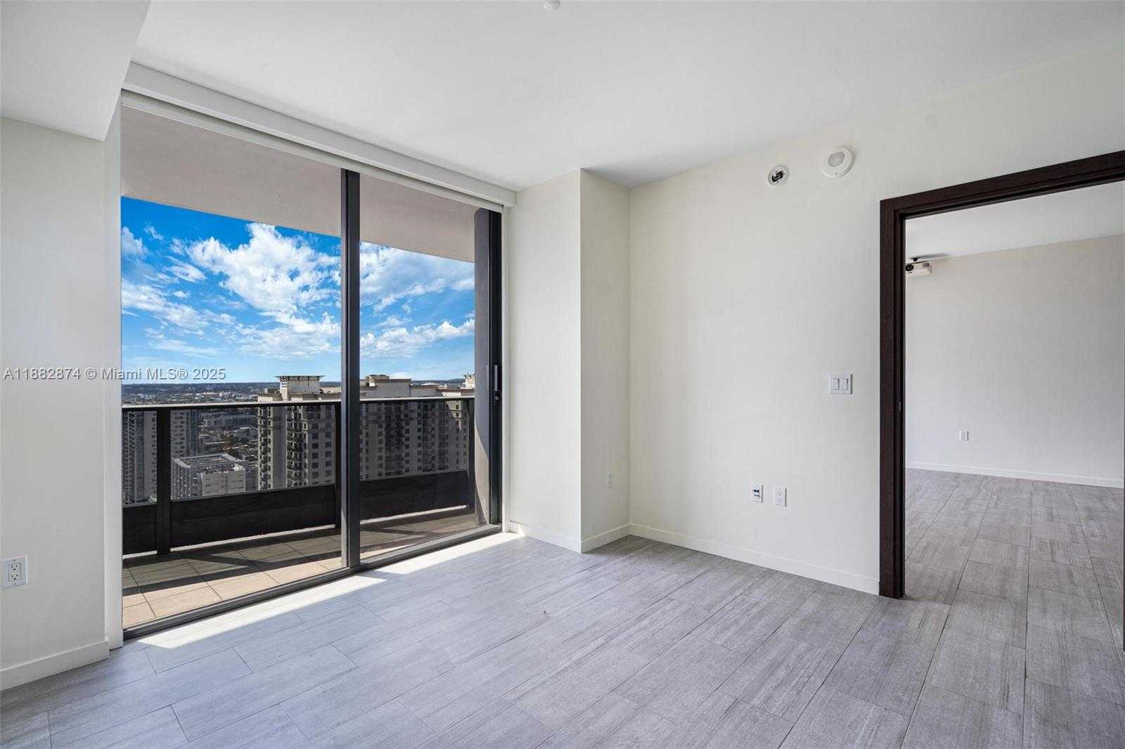 Small Image of 1000 BRICKELL PLZ #3811, Miami Number 16