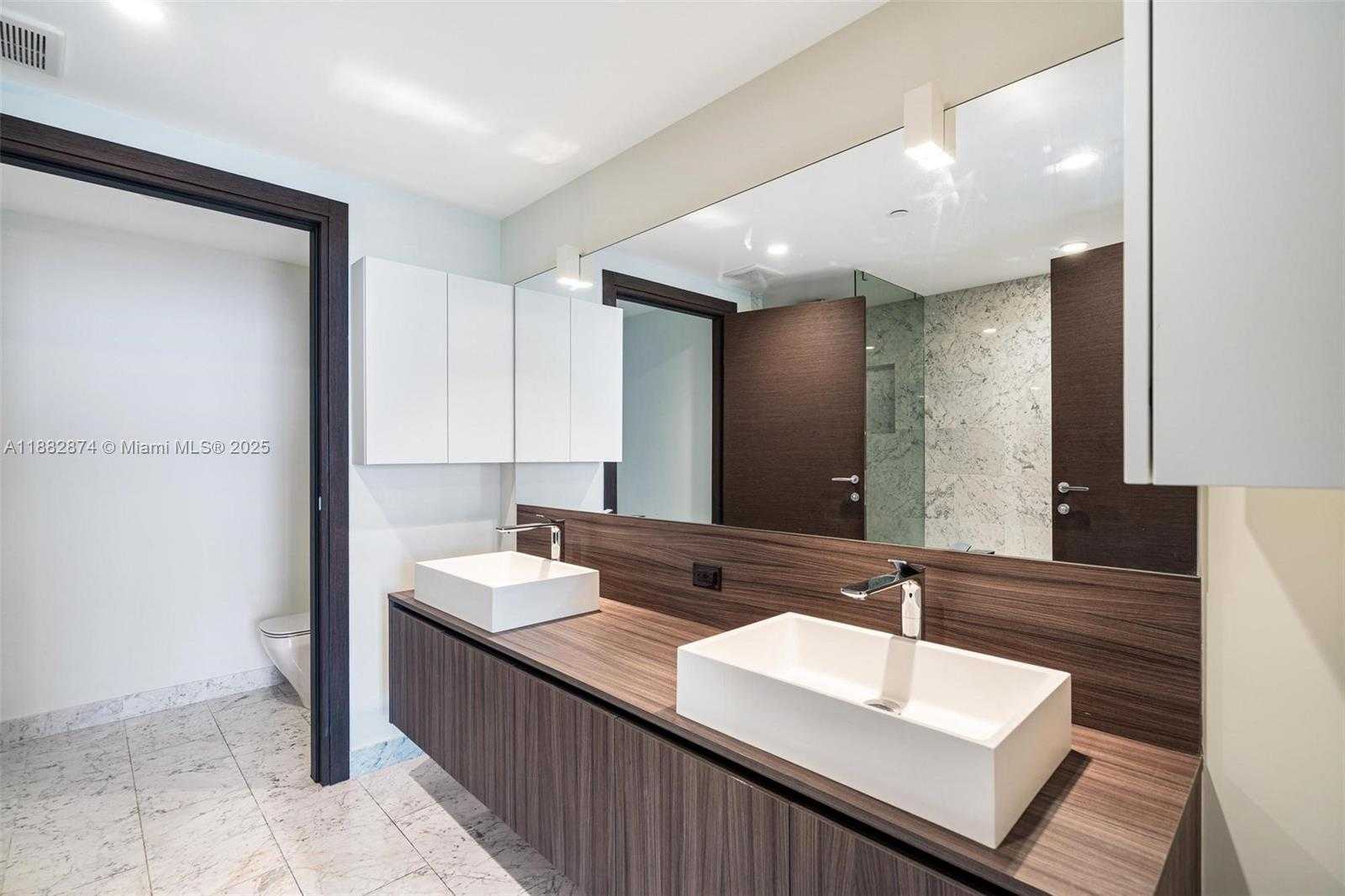 Small Image of 1000 BRICKELL PLZ #3811, Miami Number 22