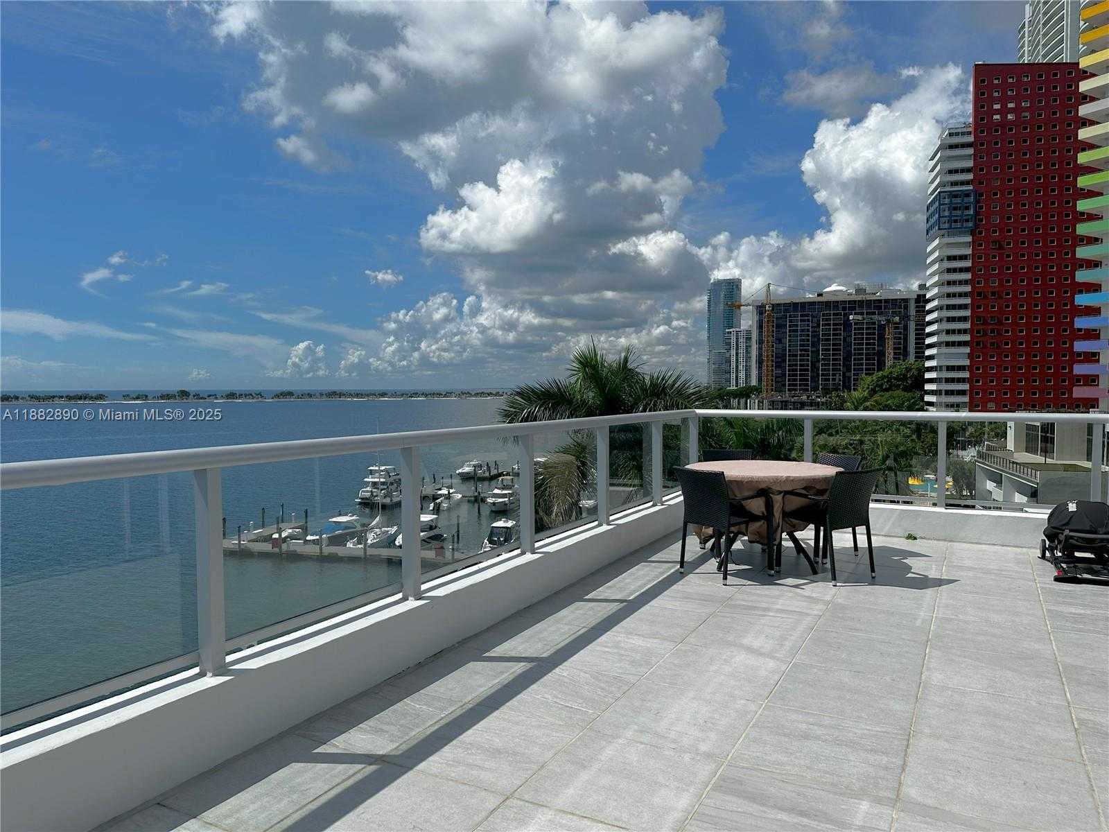 Small Image of 1541 BRICKELL AVE #C608, Miami Number 14
