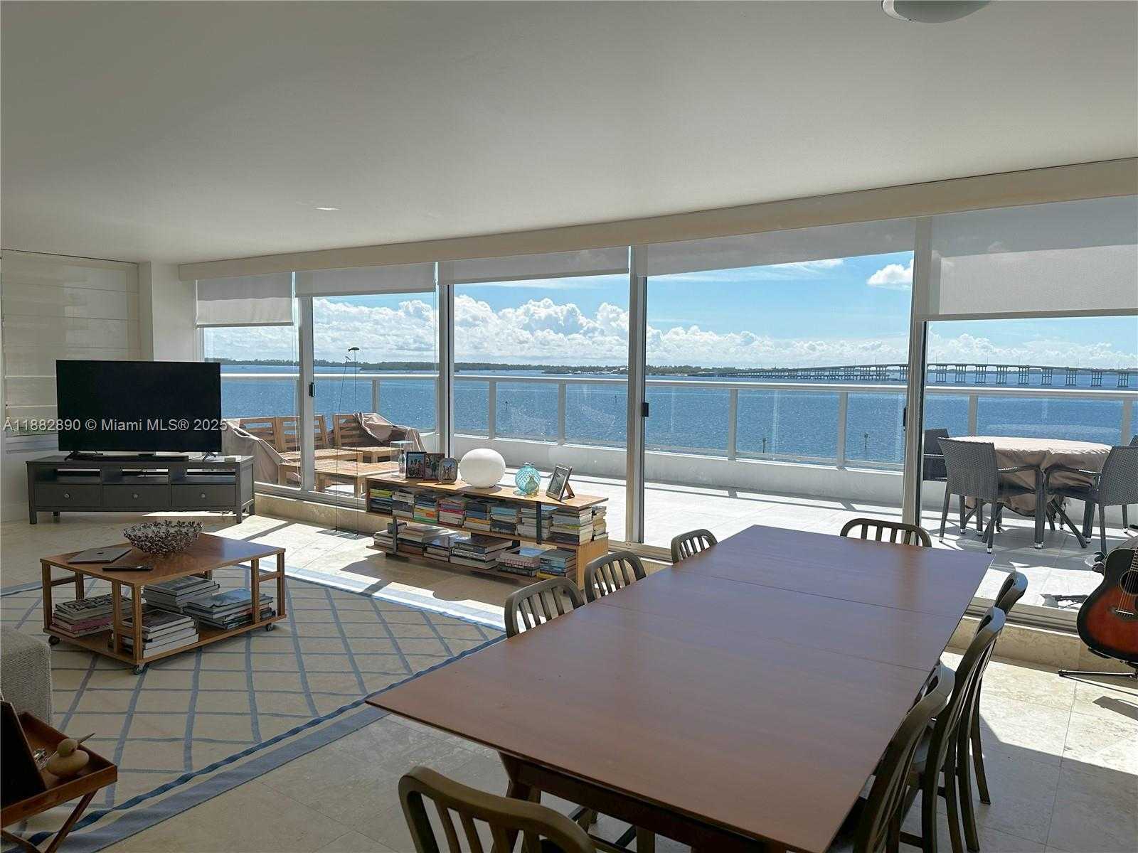 Small Image of 1541 BRICKELL AVE #C608, Miami Number 3