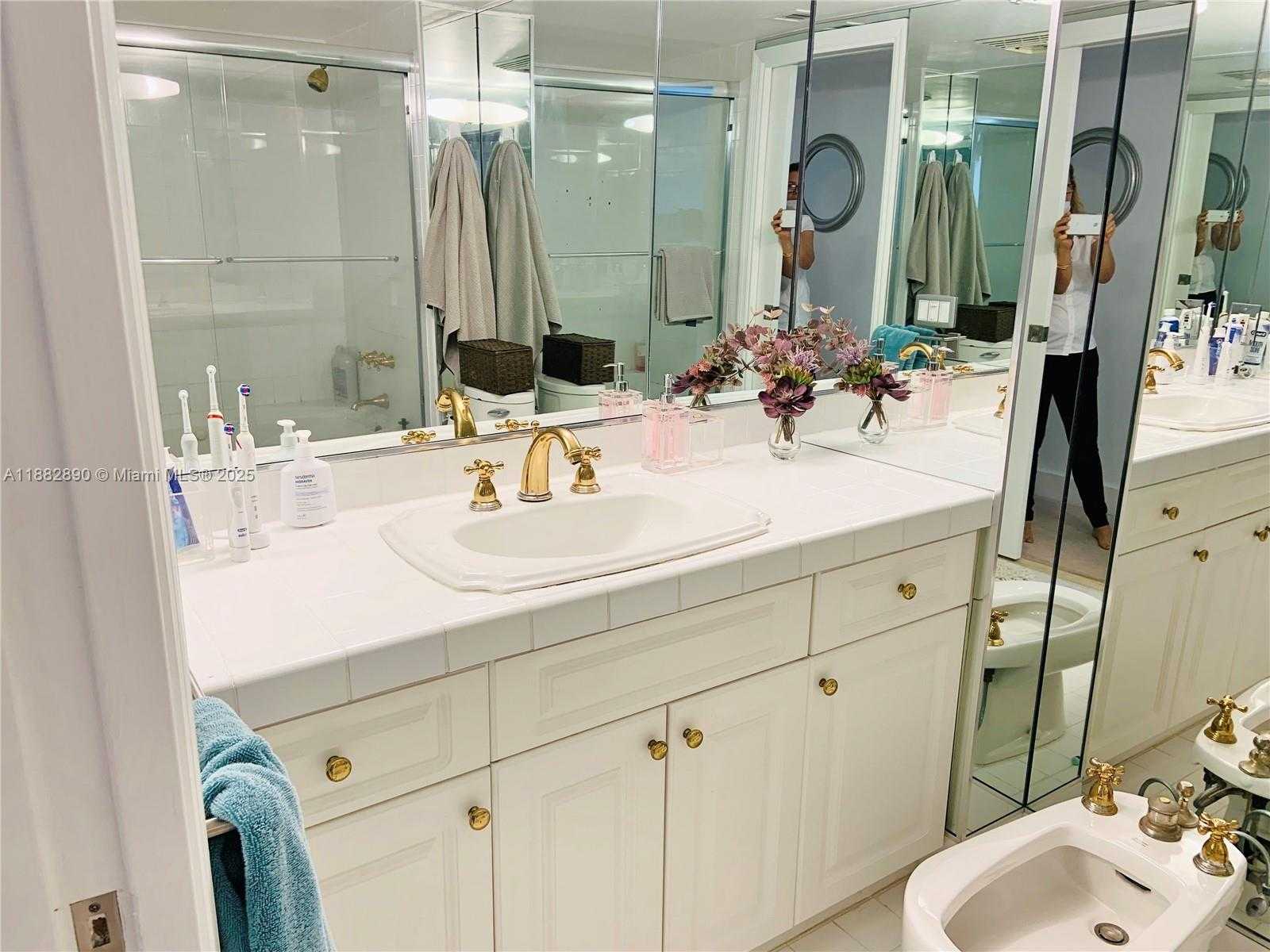 Small Image of 1541 BRICKELL AVE #C608, Miami Number 35