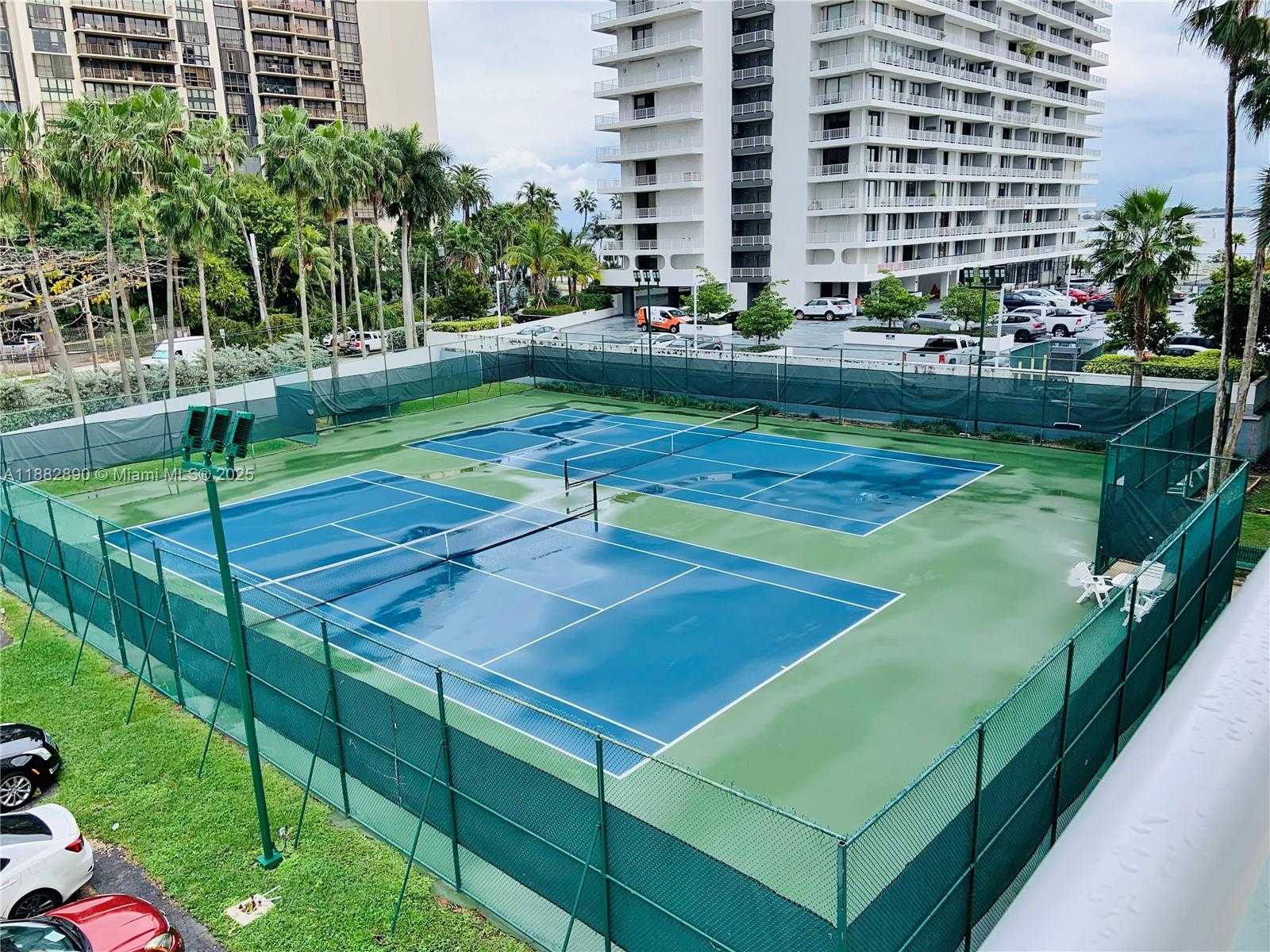 Small Image of 1541 BRICKELL AVE #C608, Miami Number 52