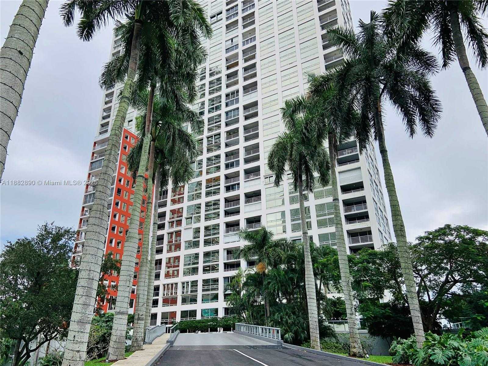 Small Image of 1541 BRICKELL AVE #C608, Miami Number 53