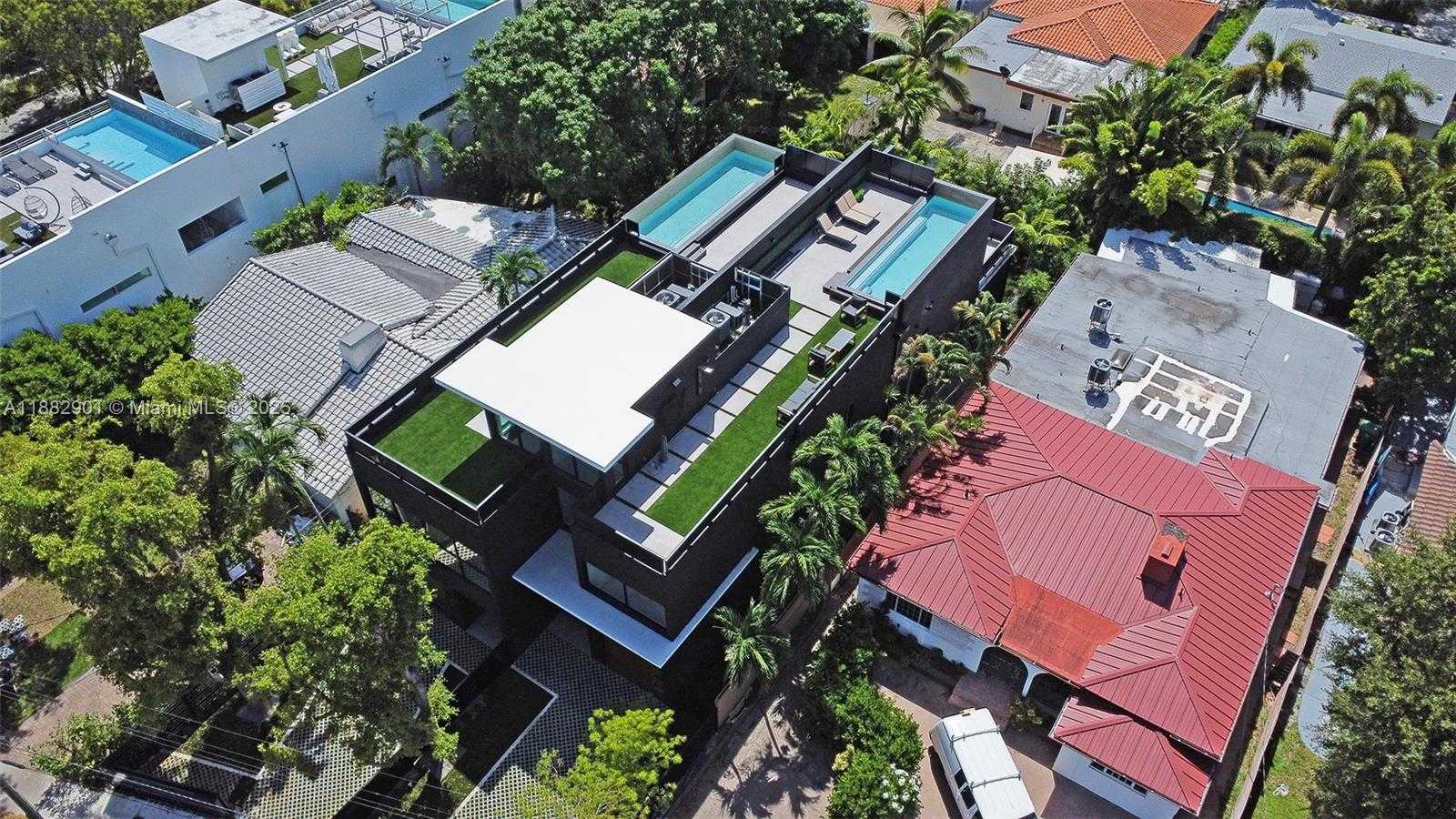 Small Image of 420 SOUTH WEST 15TH RD #420, Miami Number 91
