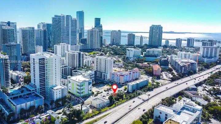 Small Image of 1022 SOUTH WEST 3RD AVE, Miami Number 34