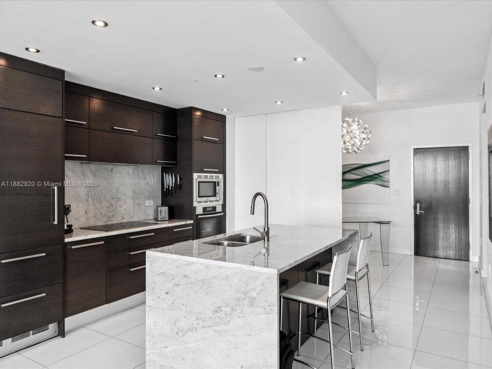 Small Image of 900 BISCAYNE BLVD #5507, Miami Number 16