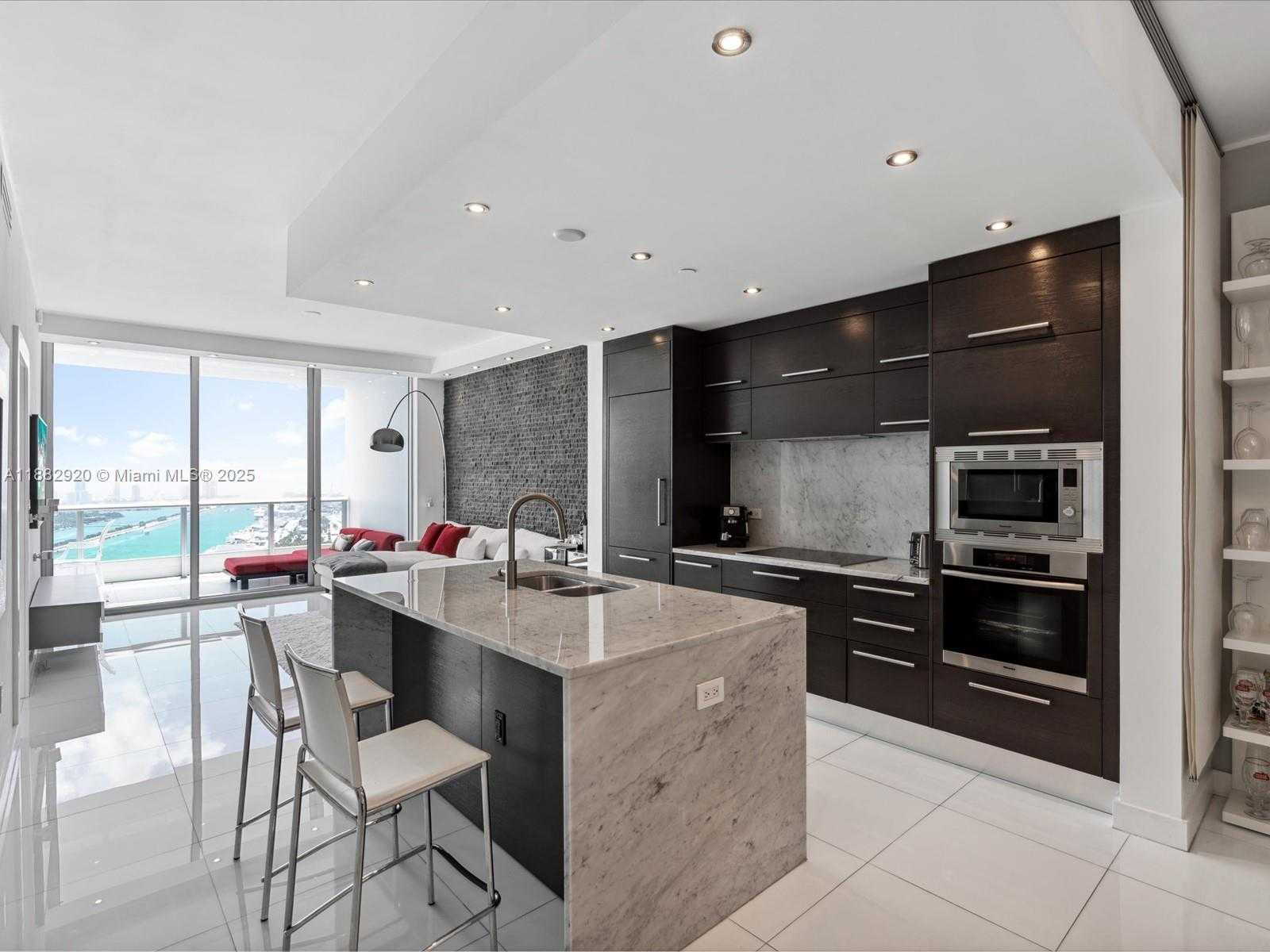 Small Image of 900 BISCAYNE BLVD #5507, Miami Number 6