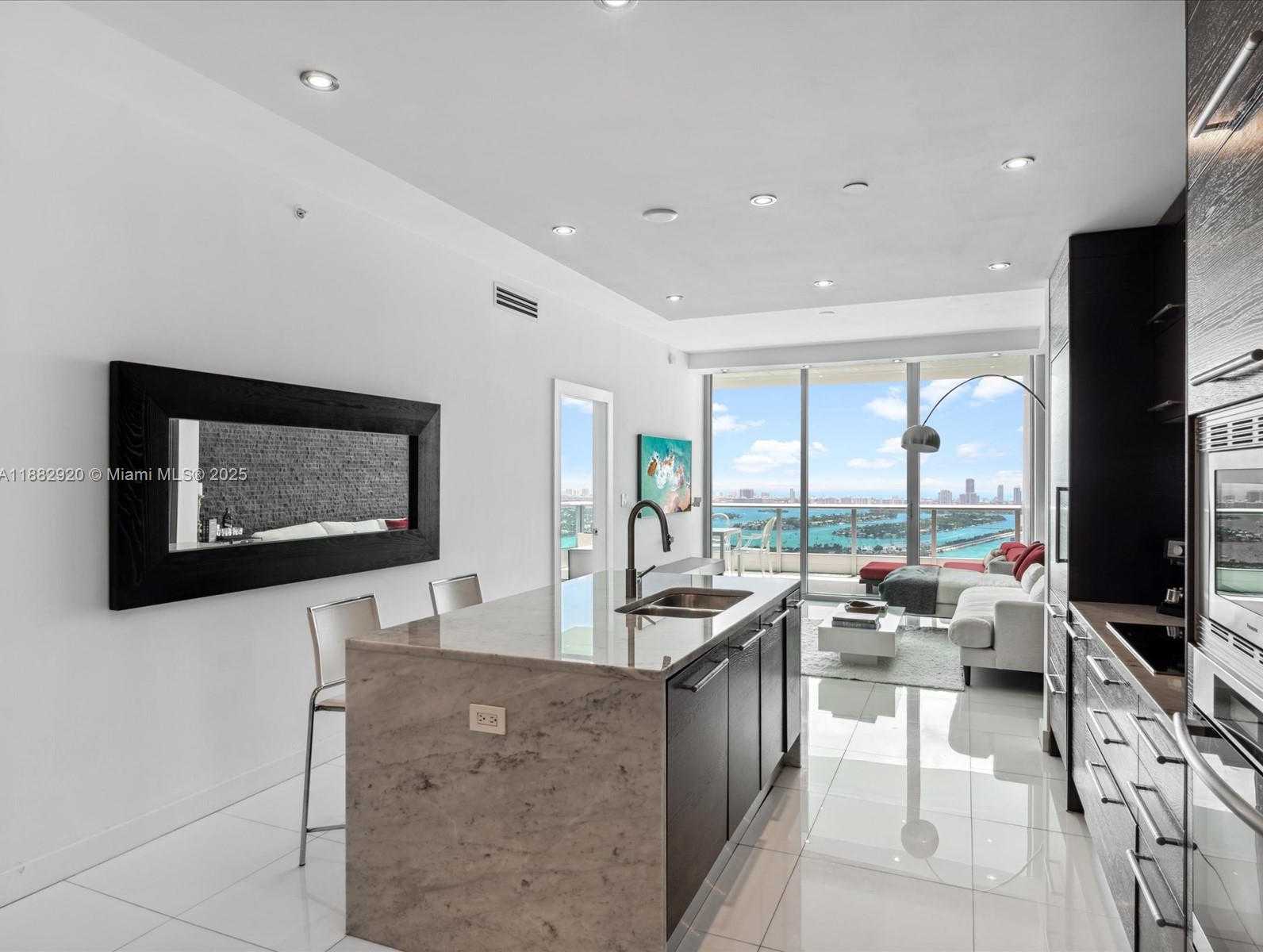 Small Image of 900 BISCAYNE BLVD #5507, Miami Number 7