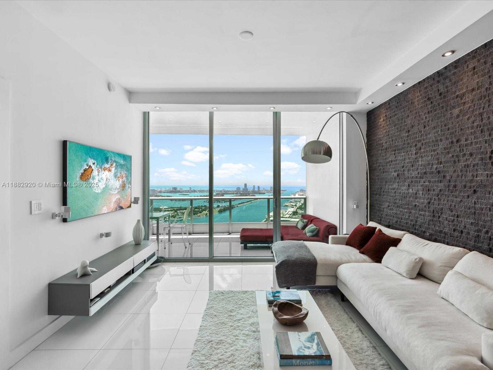 Small Image of 900 BISCAYNE BLVD #5507, Miami Number 8