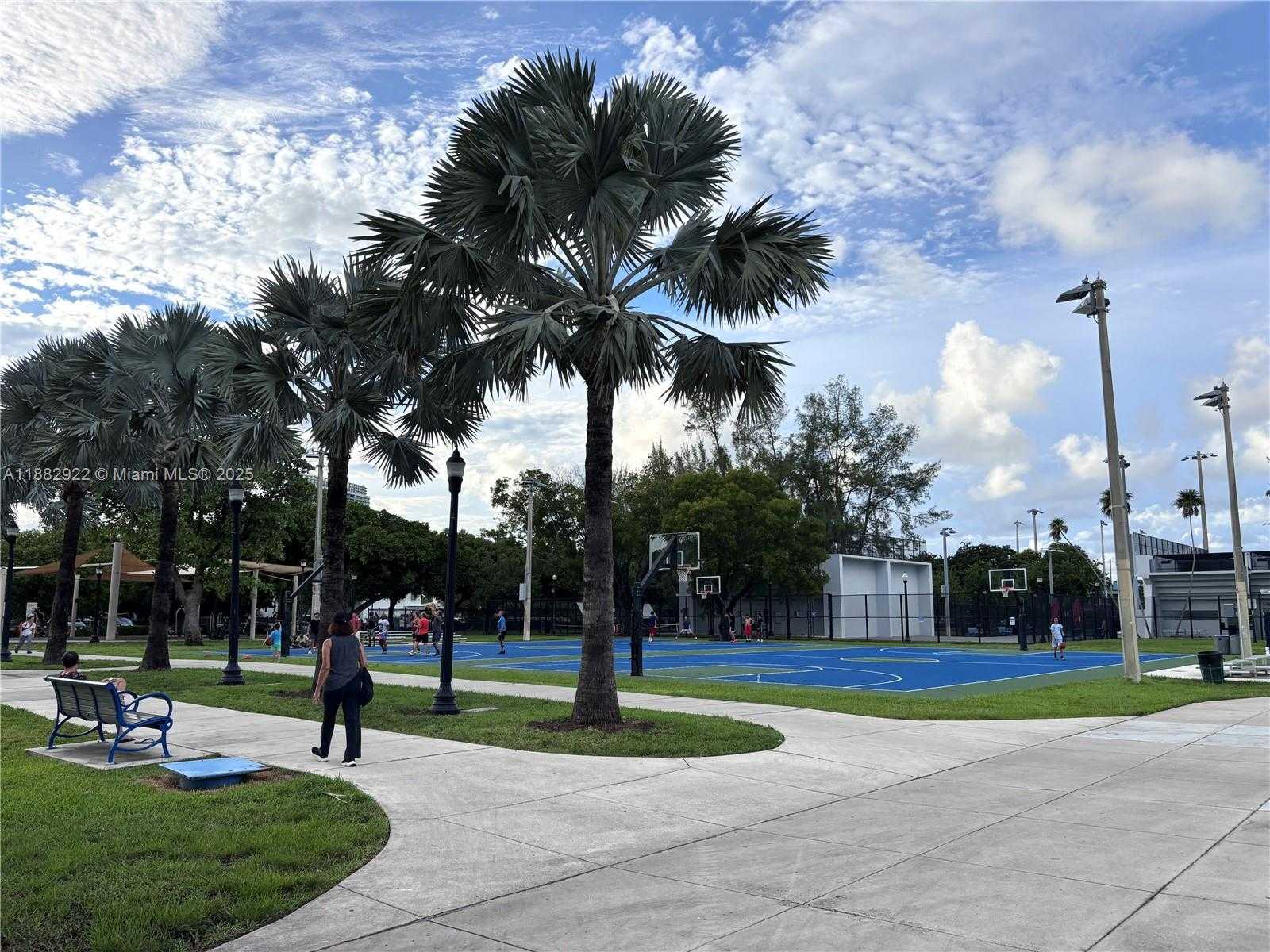 Small Image of 1000 MERIDIAN AVE #12, Miami Beach Number 22