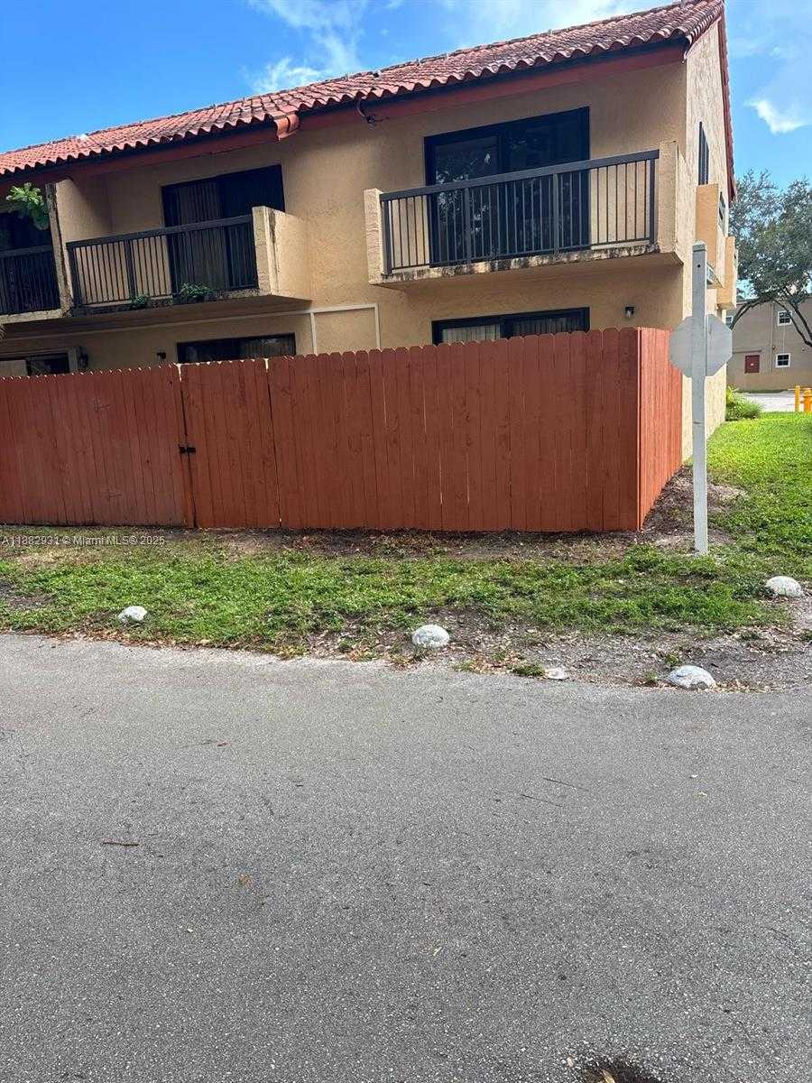 Small Image of 7870 SOUTH WEST 102ND LN #., Miami Number 13
