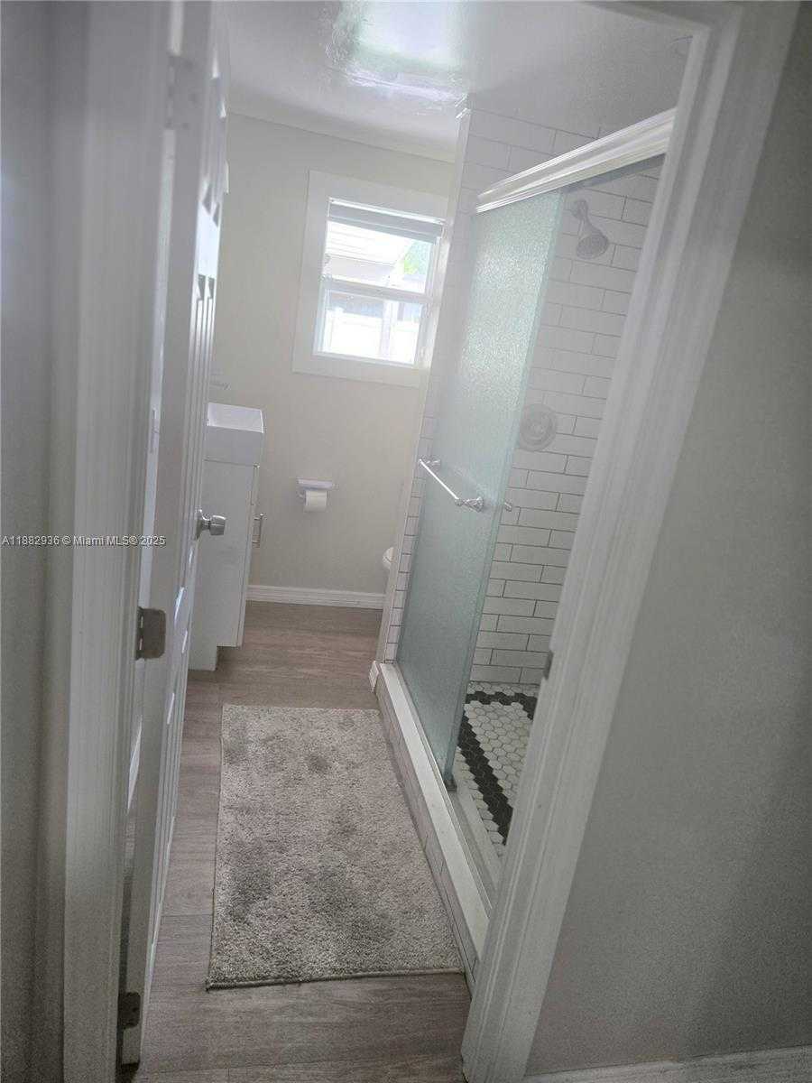 Small Image of 1601 EAST ANNONA AVE #n/a, Tampa Number 10