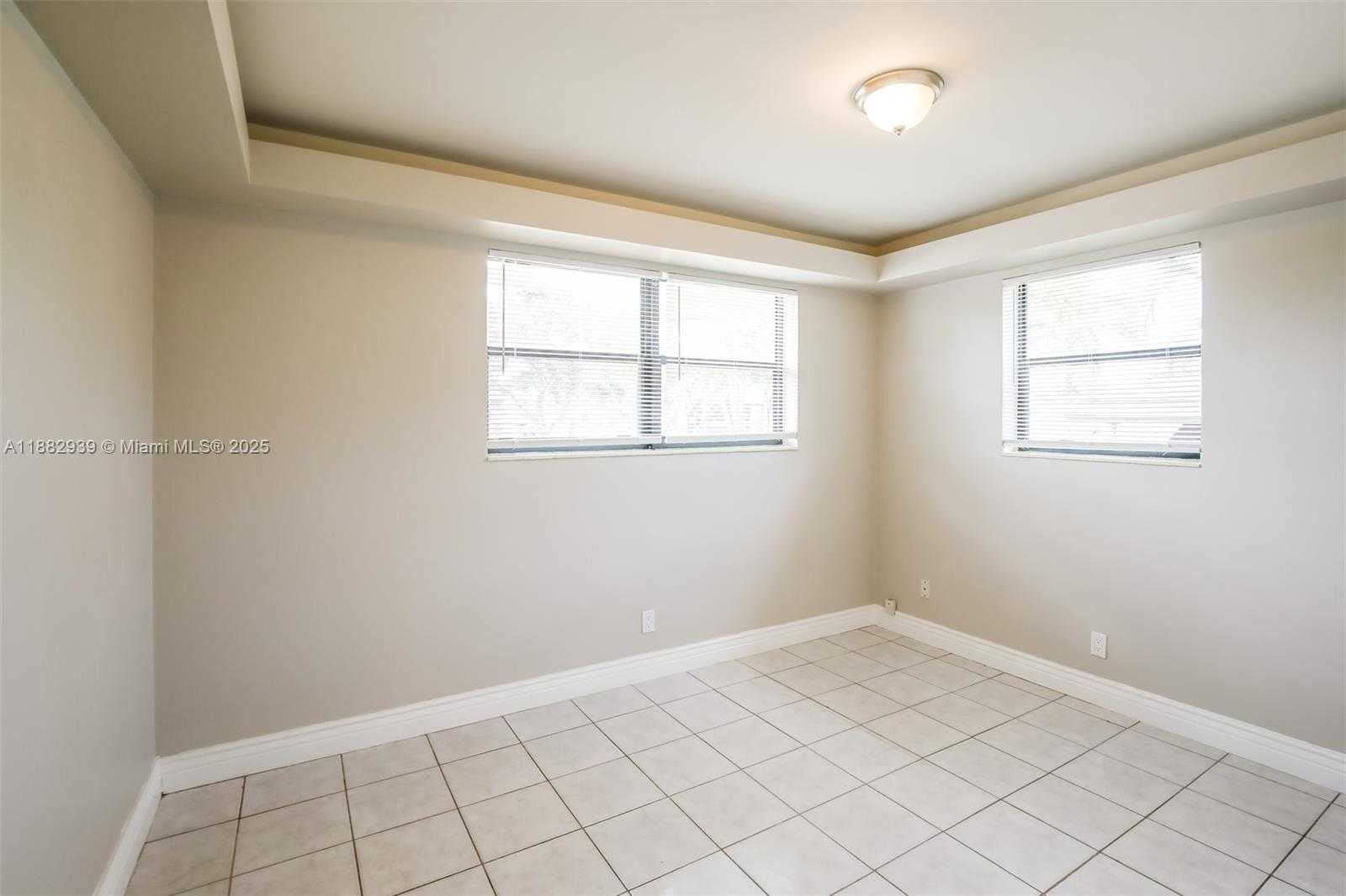 Small Image of 1500 NORTH WEST 43 ST, Oakland Park Number 12