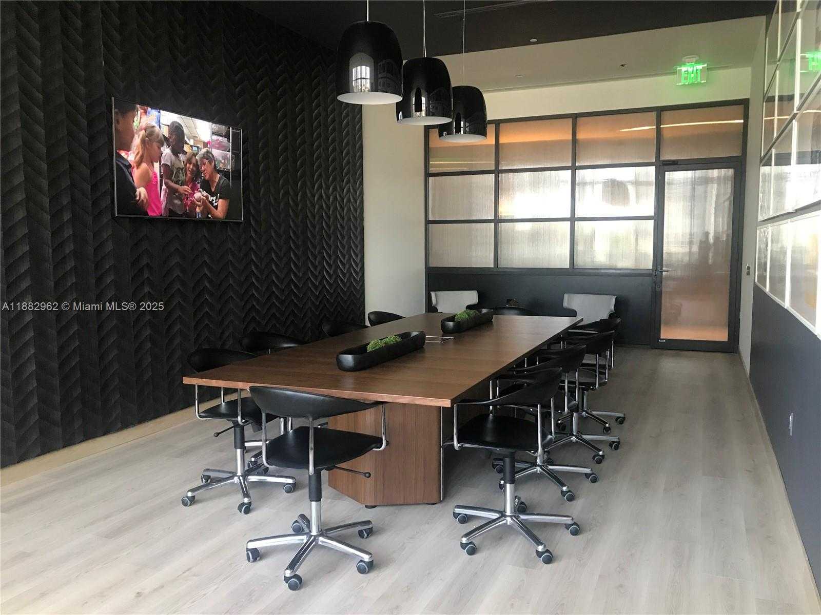 Small Image of 45 SOUTH WEST 9TH ST #2405, Miami Number 7