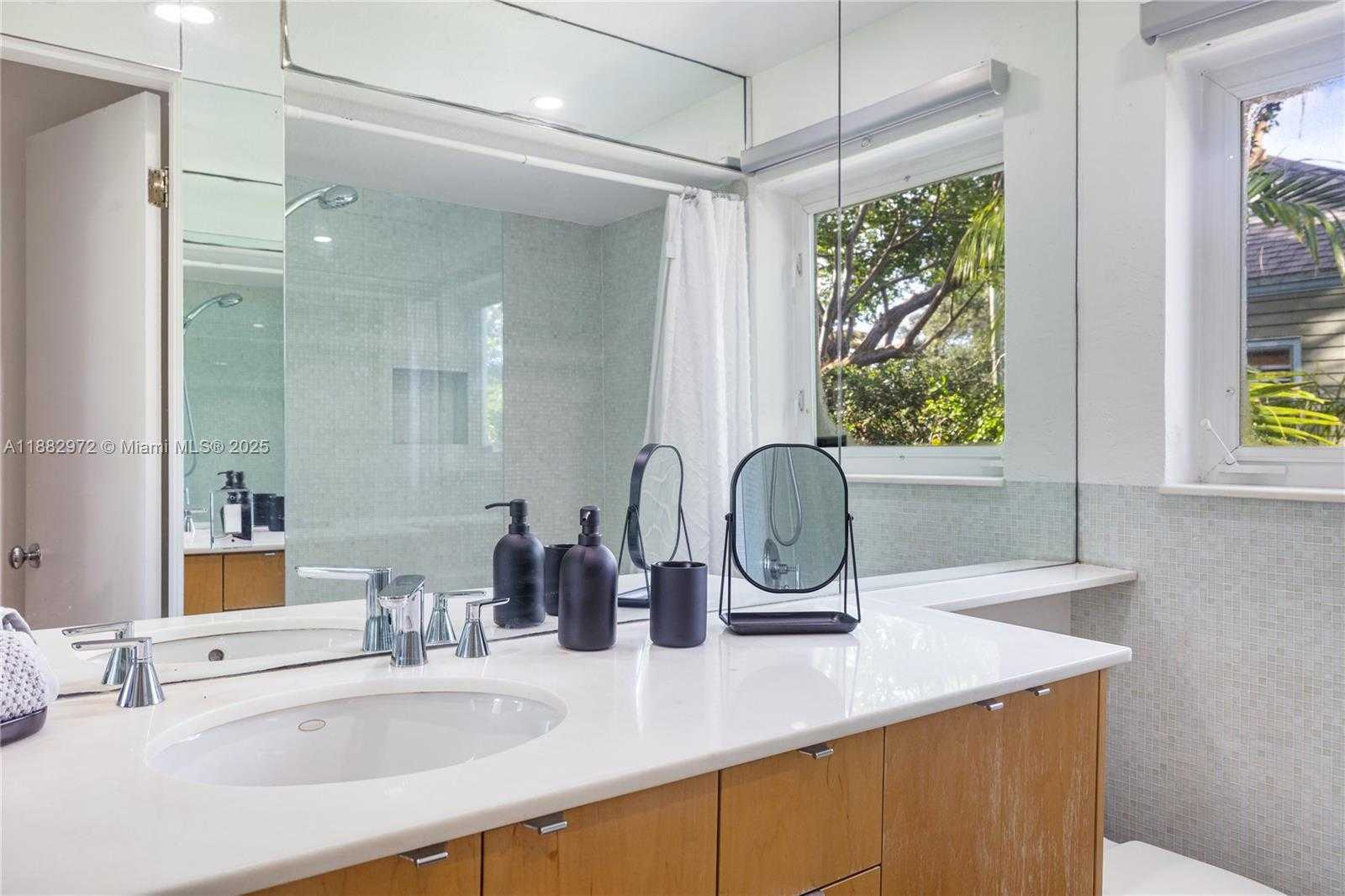 Small Image of 11403 NORTH EAST 8TH AVE, Biscayne Park Number 25
