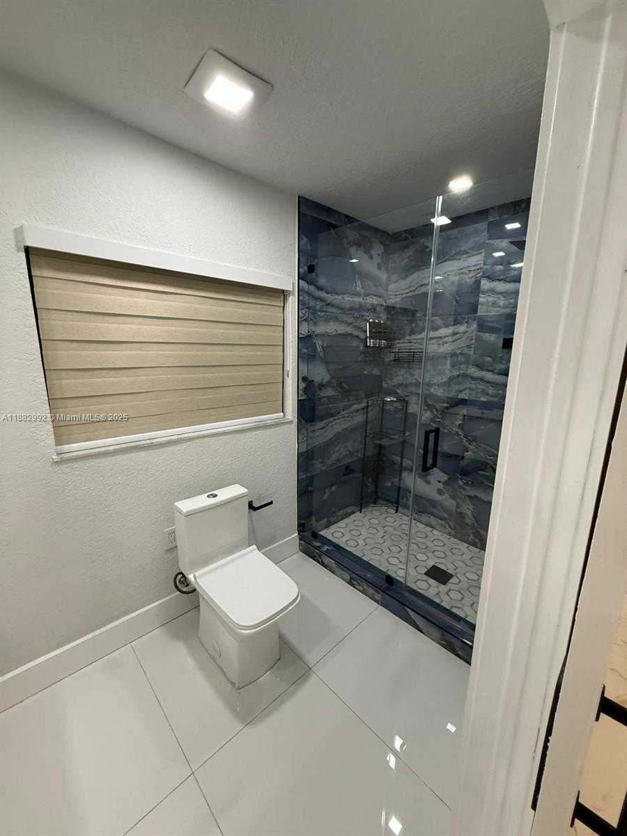 Small Image of 10460 SOUTH WEST 26TH TER #NA, Miami Number 26