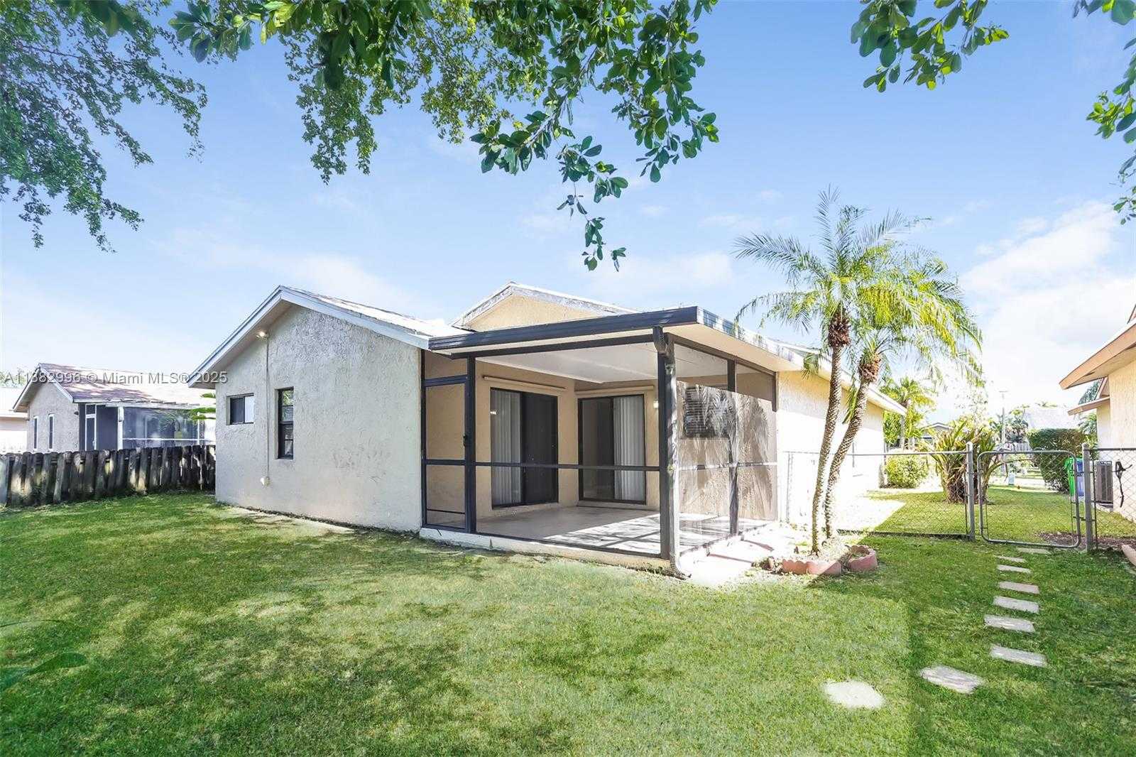 Small Image of 5315 NORTH WEST 93 AVE, Sunrise Number 14