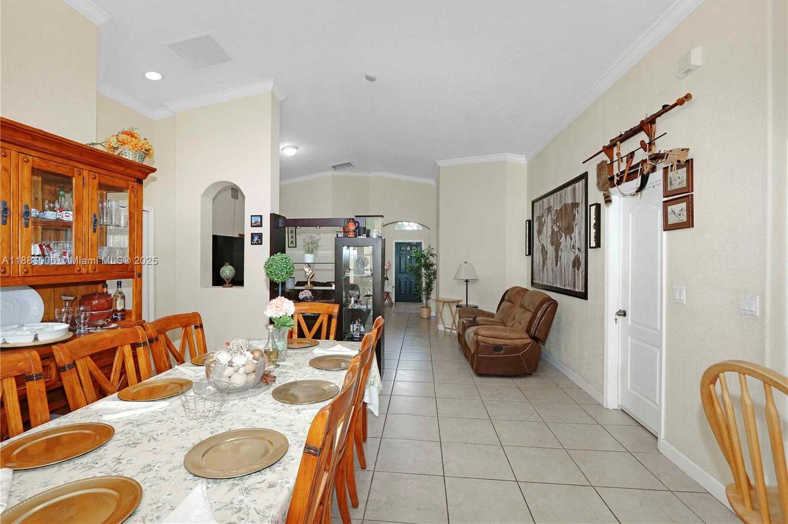 Small Image of 15382 SOUTH WEST 16TH TER, Miami Number 7