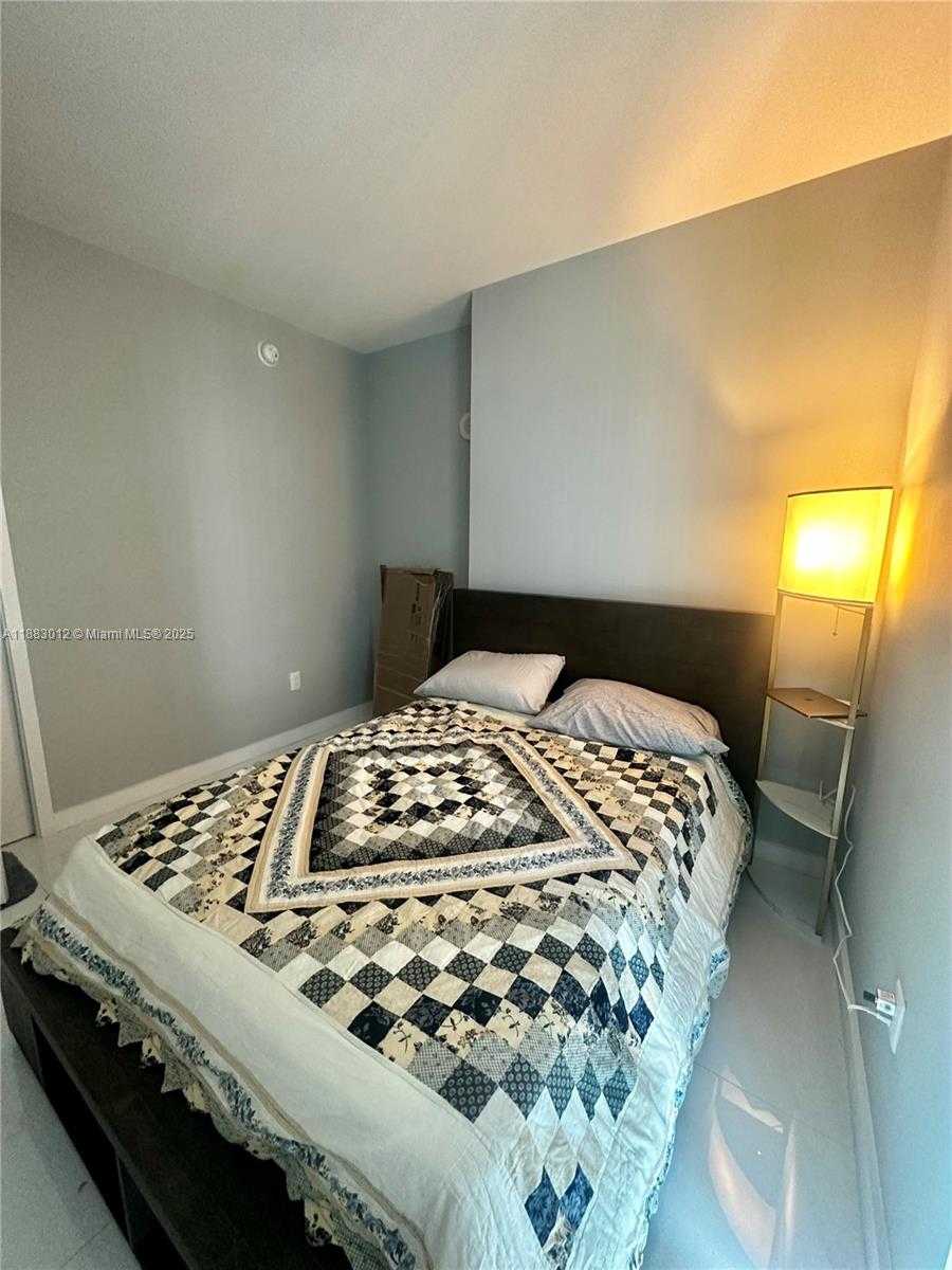 Small Image of 1100 SOUTH MIAMI AVE #3307, Miami Number 12